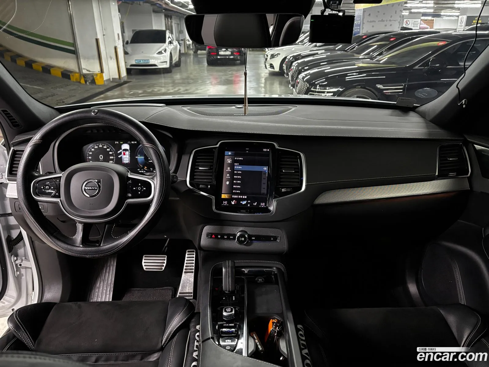 Volvo XC90 2021 — 13