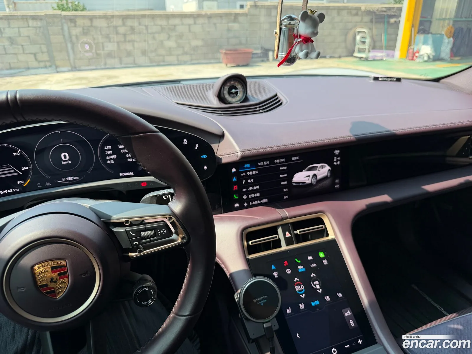 Porsche Taycan 2022 — 9