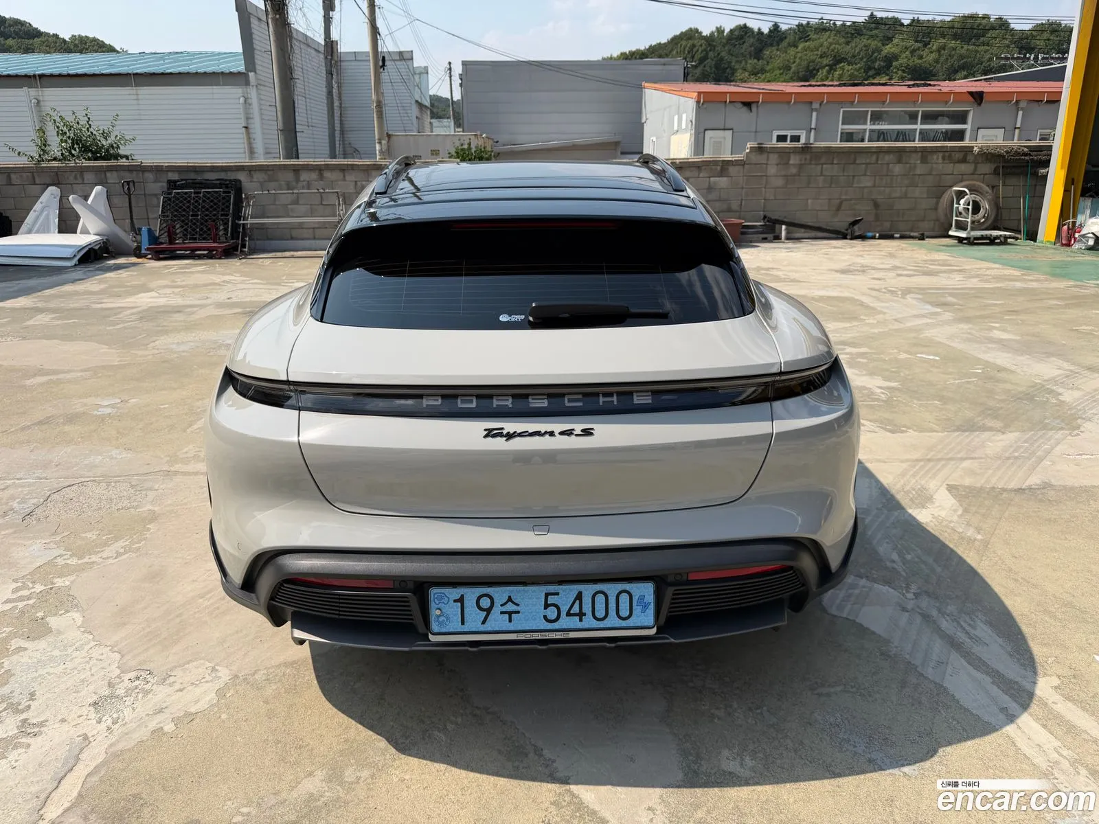 Porsche Taycan 2022 — 11
