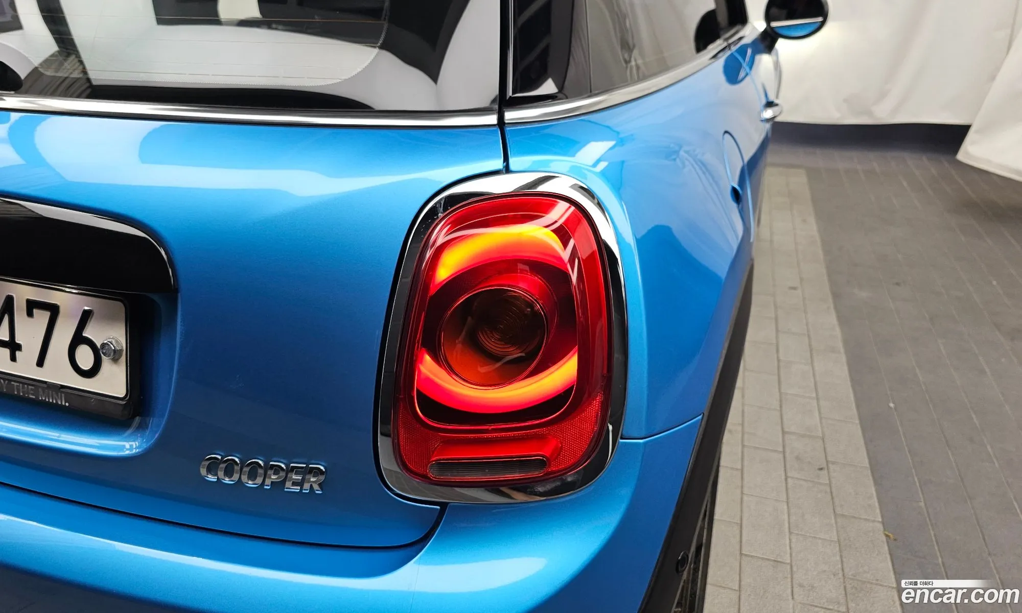 Mini Cooper 2018 WMWXP5100J2F94049 — 4