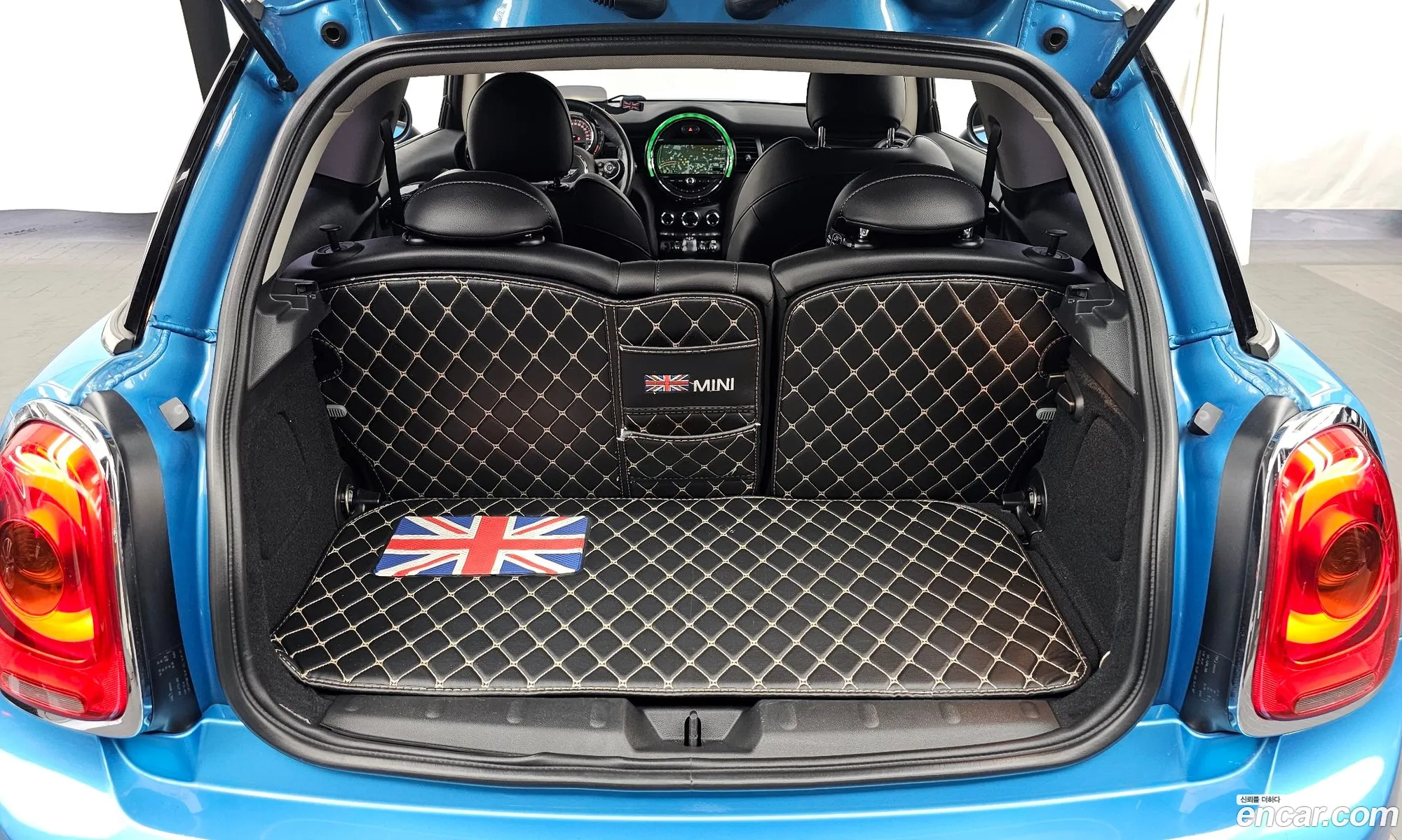 Mini Cooper 2018 WMWXP5100J2F94049 — 15