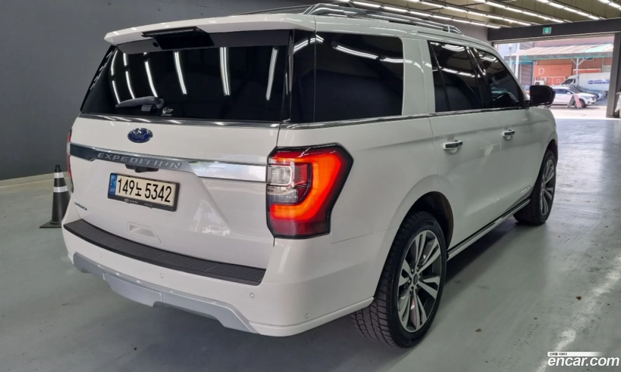Ford Expedition 2021 — 7