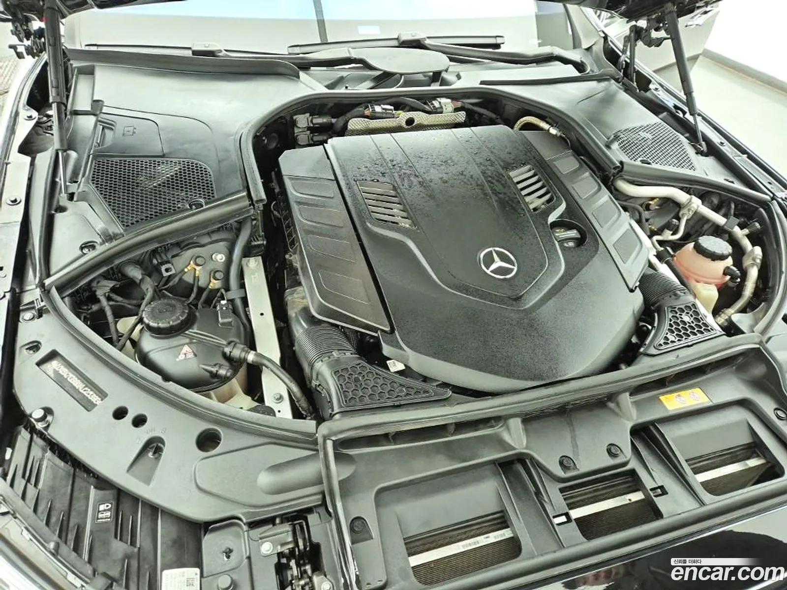 Mercedes-Benz S-Class W223 2022 — 18