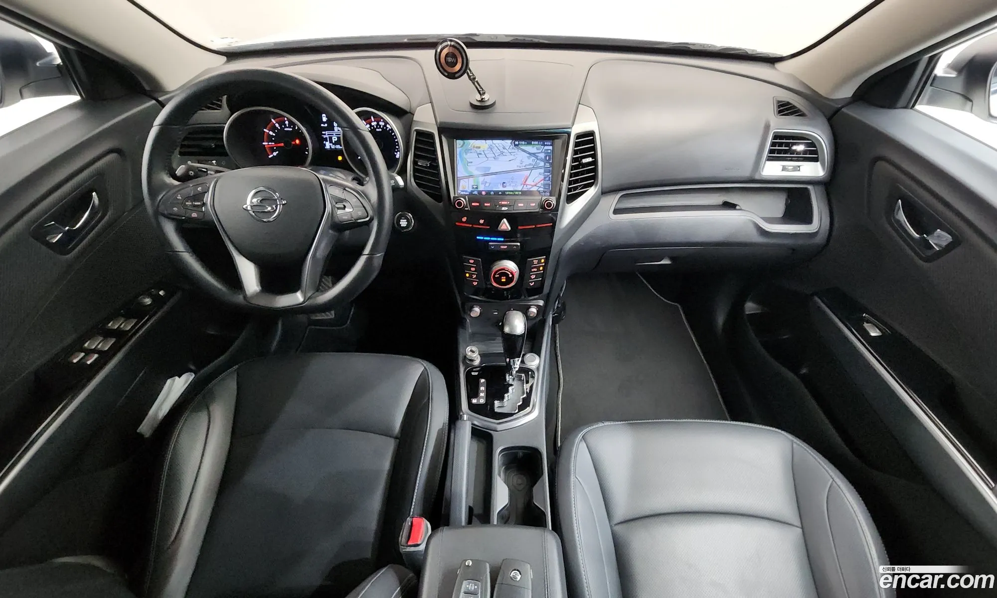 KG Mobility (SsangYong) Tivoli Armour 2017 — 2