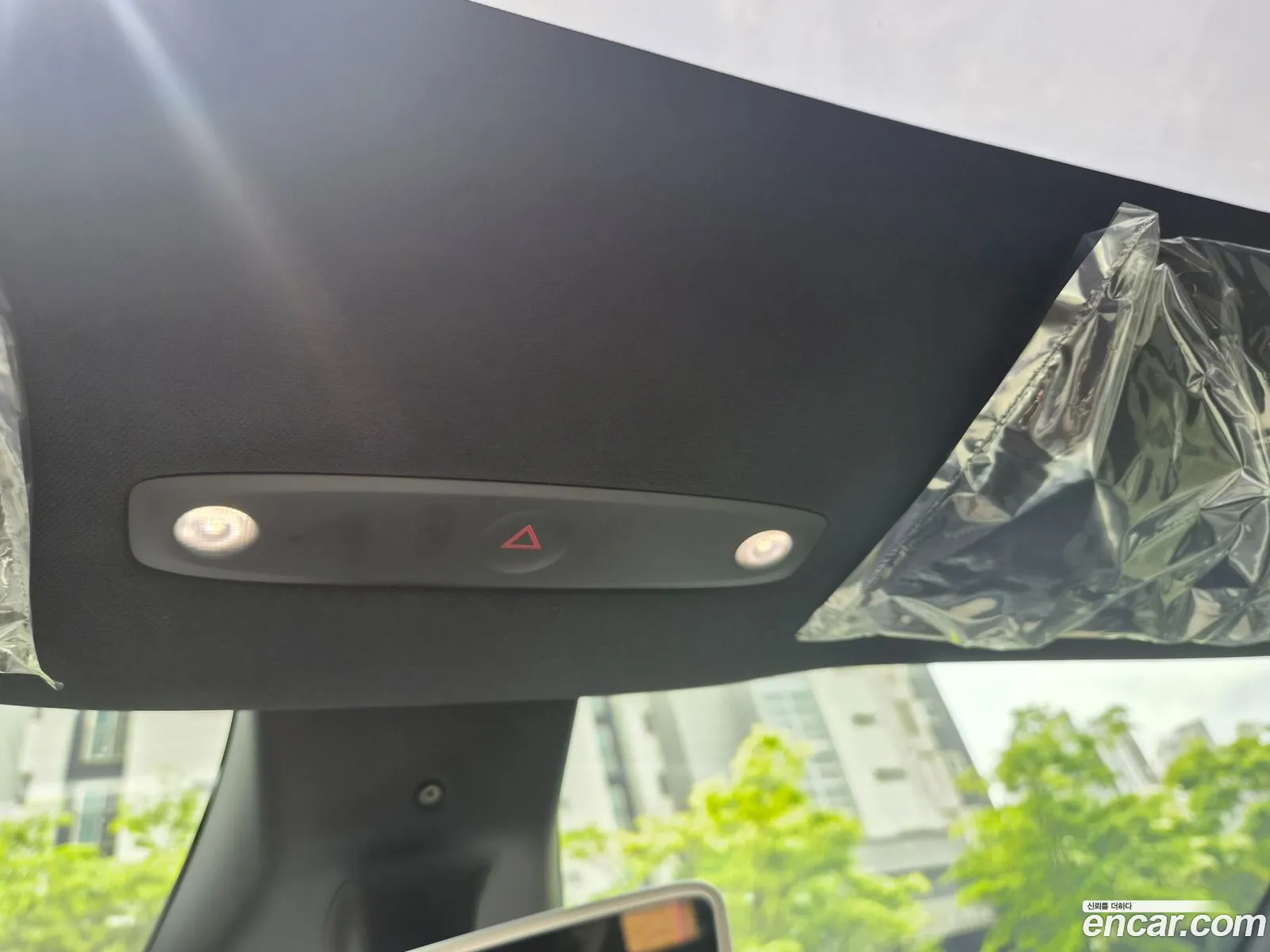 Tesla Model Y 2026 — 8