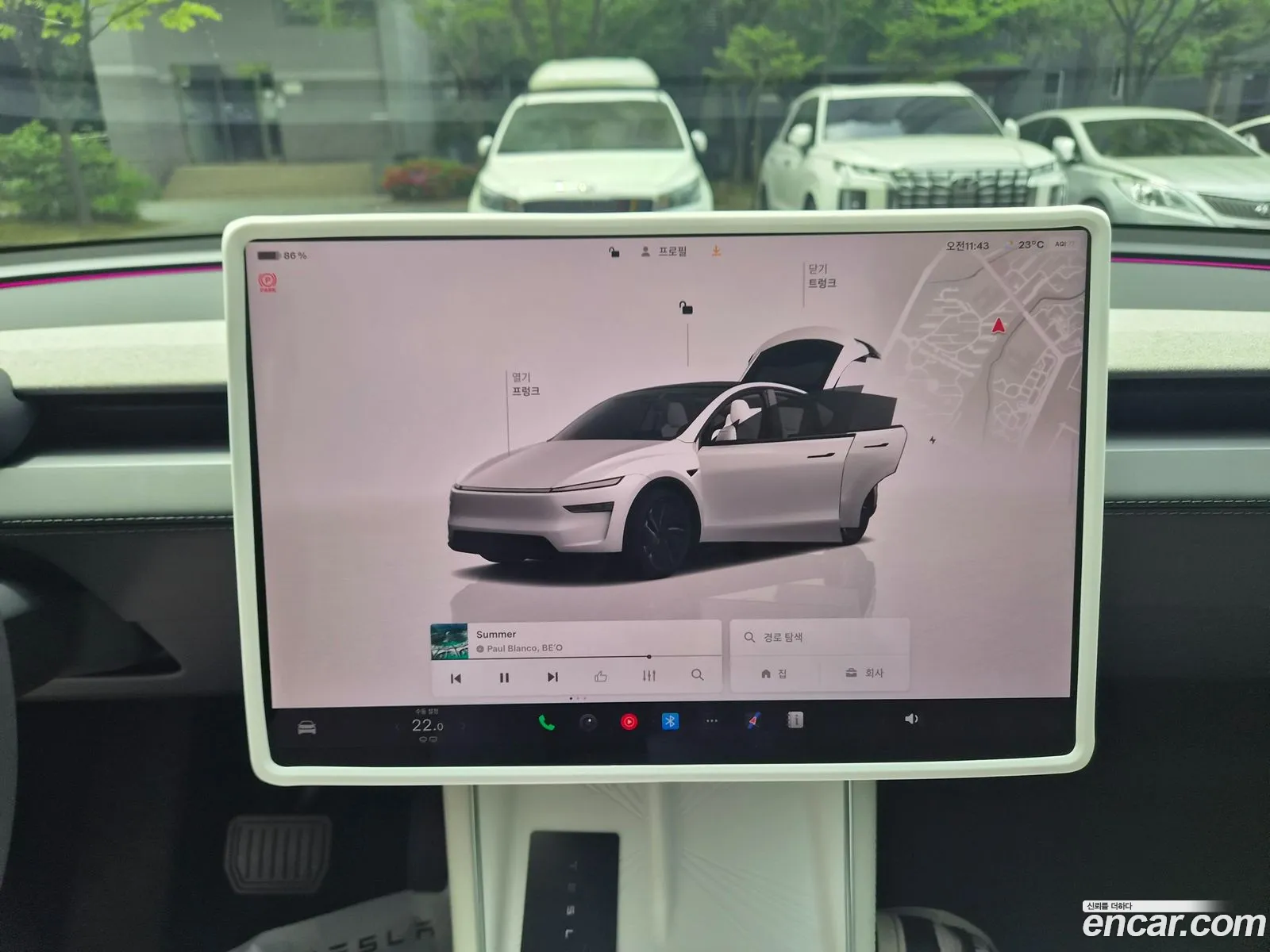 Tesla Model Y 2026 — 5