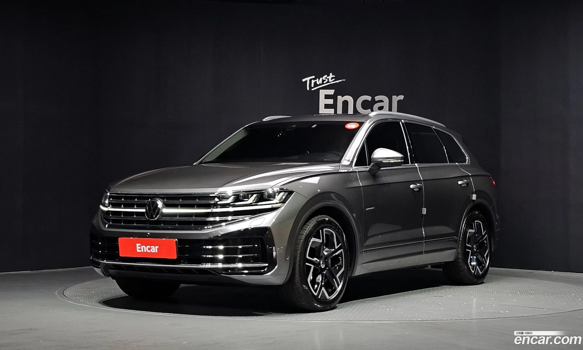 Volkswagen Touareg 2024 — 32