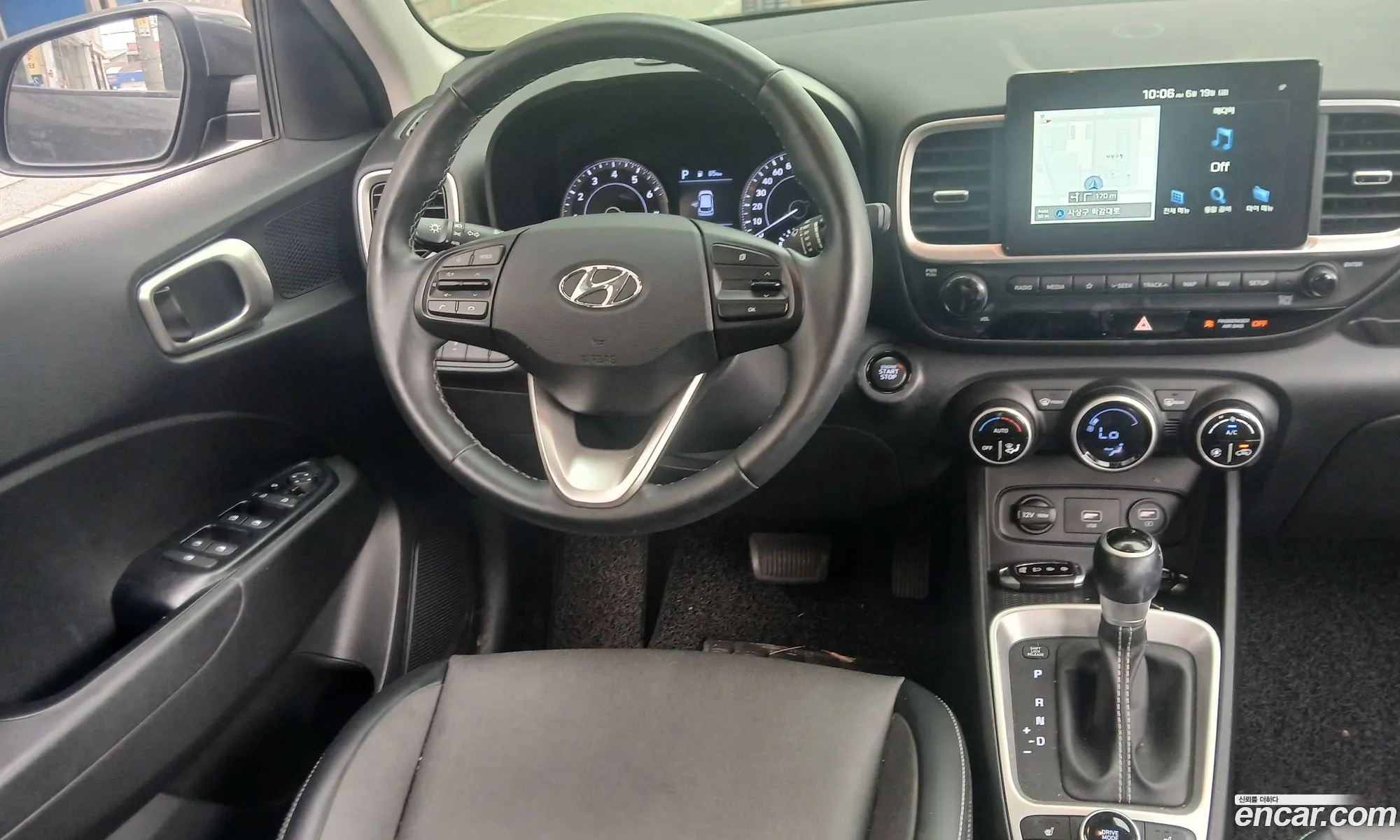 Hyundai Venue 2019 — 3