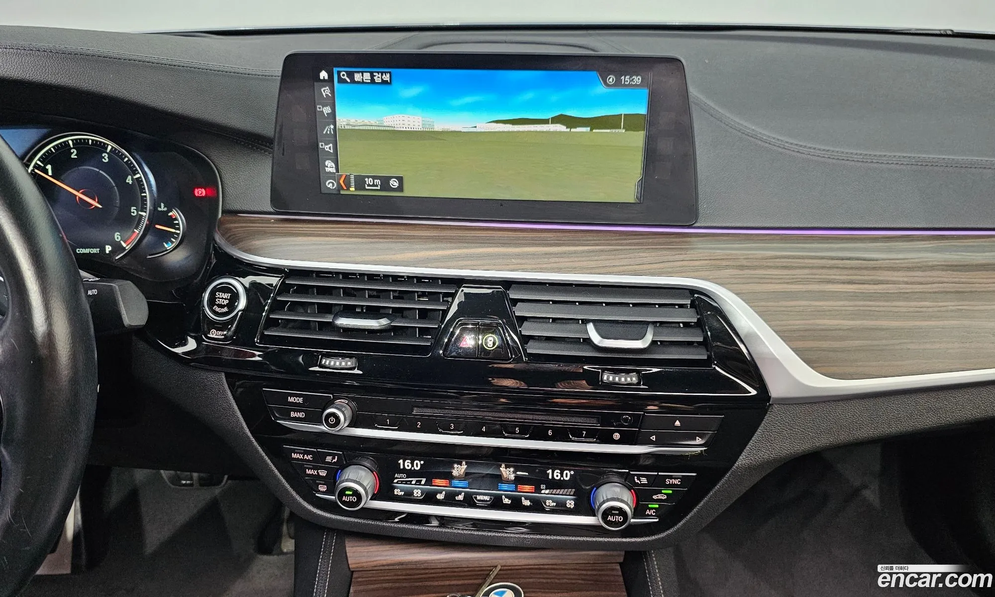 BMW 5 Series 2017 WBAJC3108HG992447 — 5