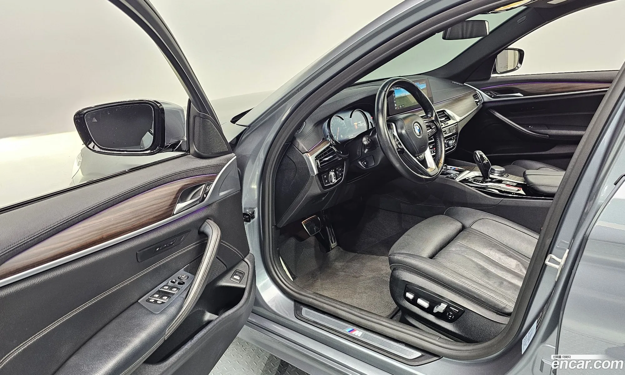 BMW 5 Series 2017 WBAJC3108HG992447 — 17