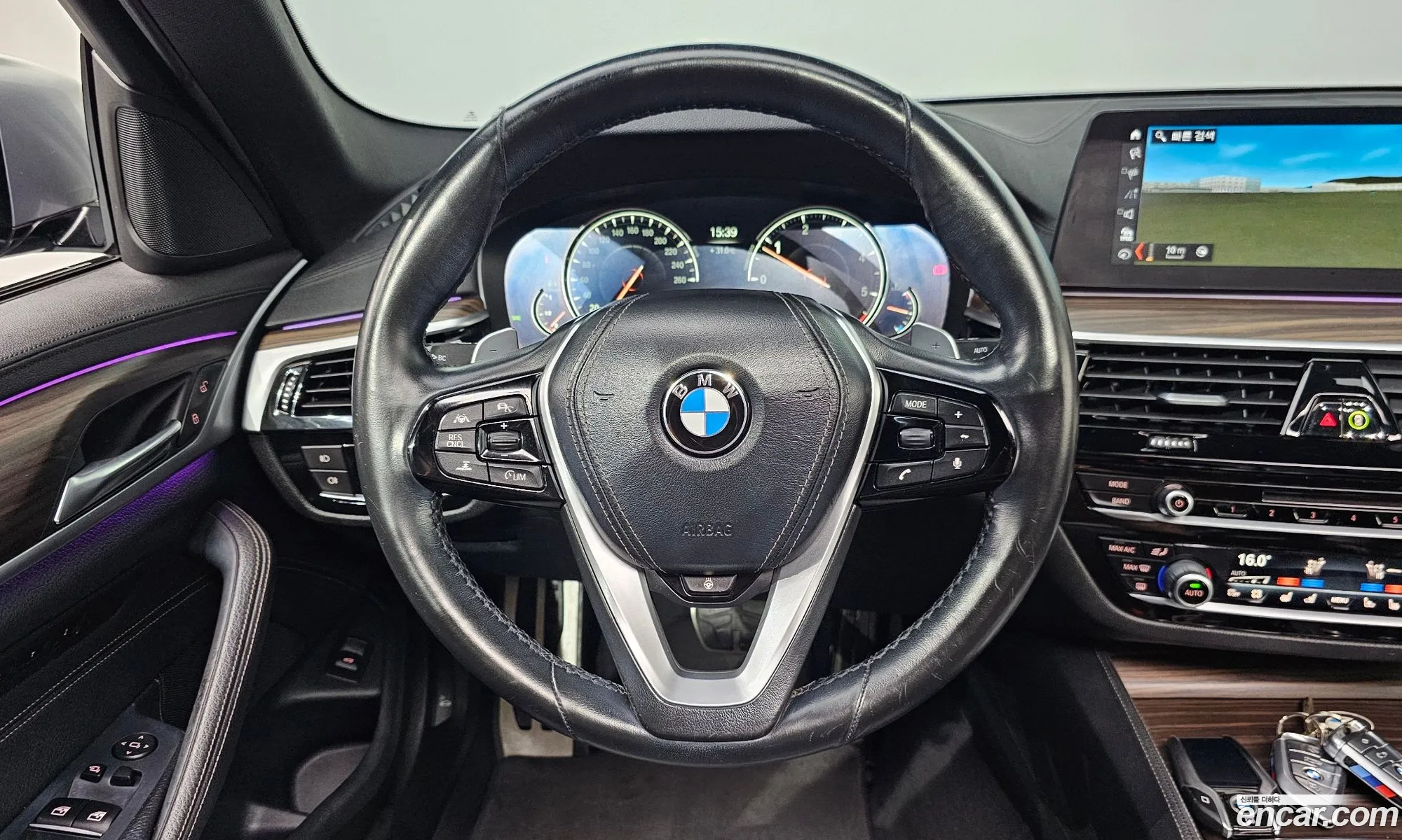 BMW 5 Series 2017 WBAJC3108HG992447 — 9