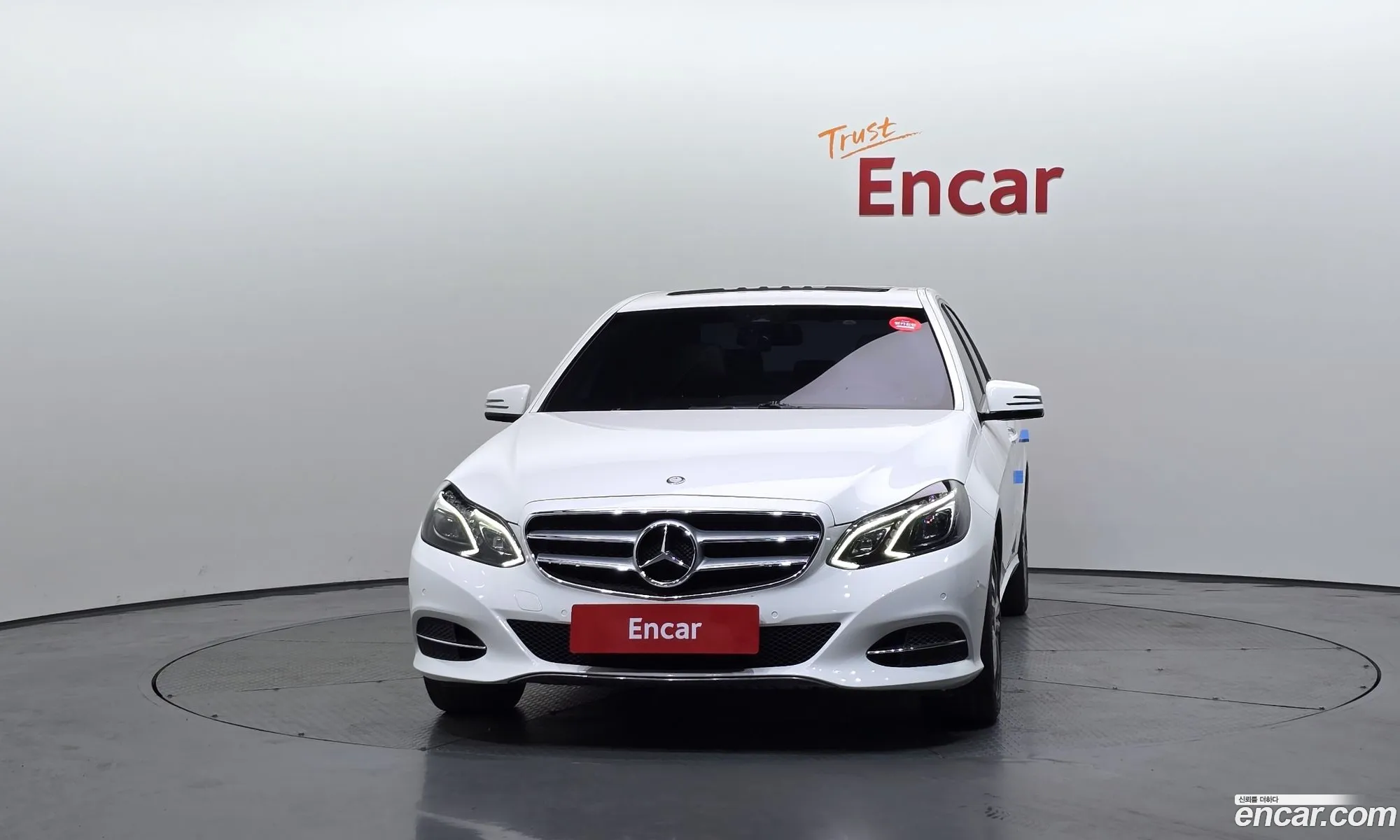 Mercedes-Benz E-Class W212 2013 WDDHF0CBXEA822259 — 12