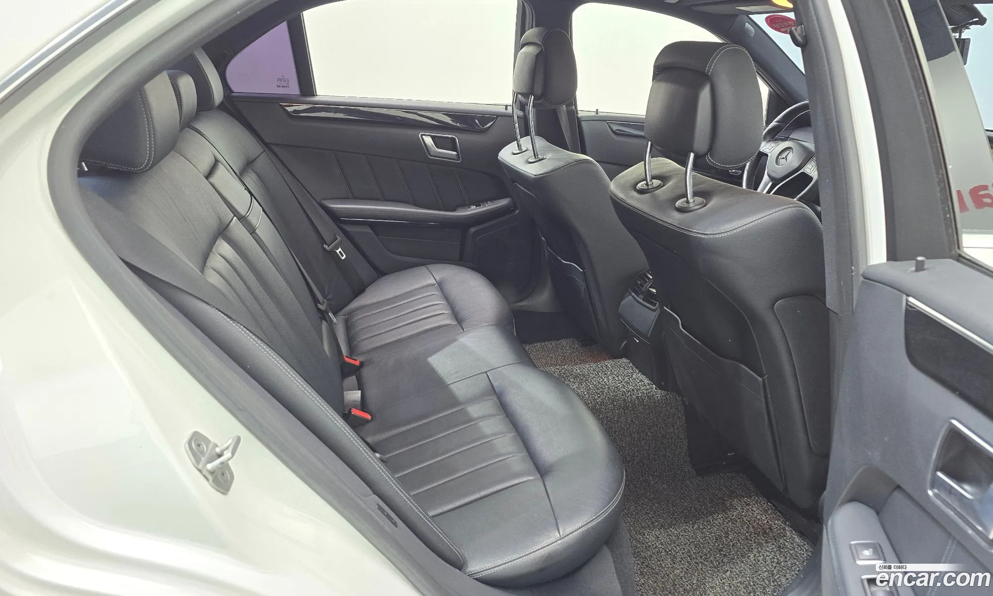 Mercedes-Benz E-Class W212 2013 WDDHF0CBXEA822259 — 18