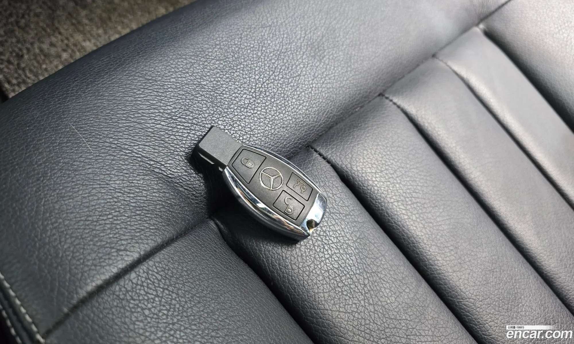 Mercedes-Benz E-Class W212 2013 WDDHF0CBXEA822259 — 15