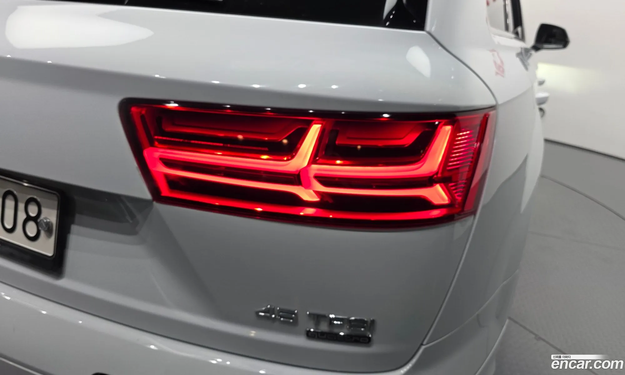 Audi Q7 2019 WAUZZZ4M1KD043866 — 11
