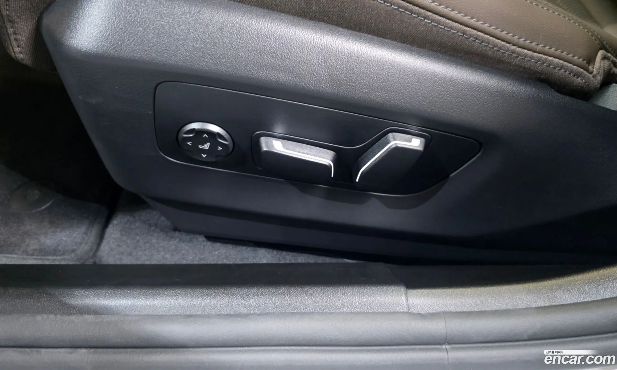 BMW 5 Series 2026 — 35