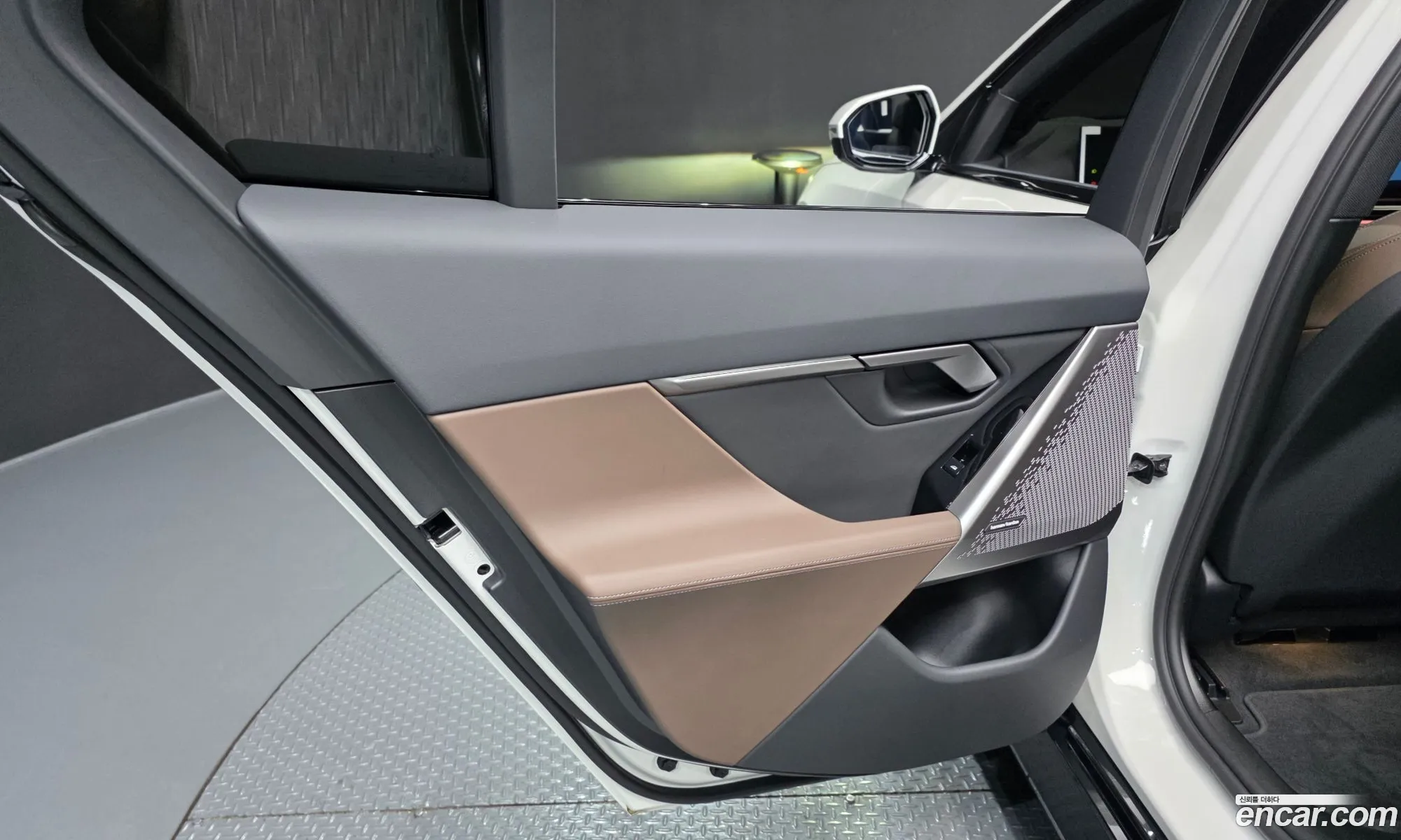 BMW 5 Series 2026 — 22