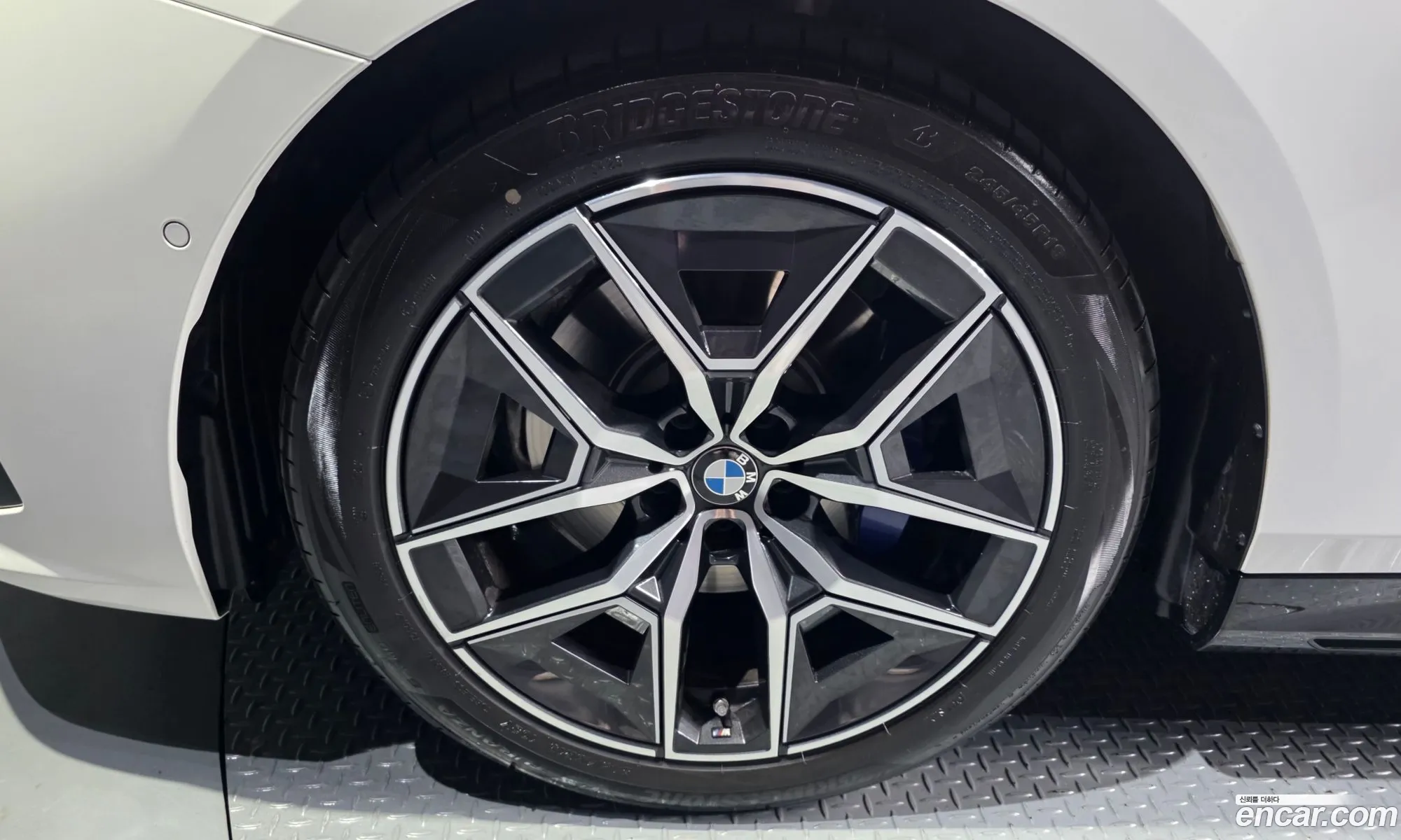 BMW 5 Series 2026 — 9
