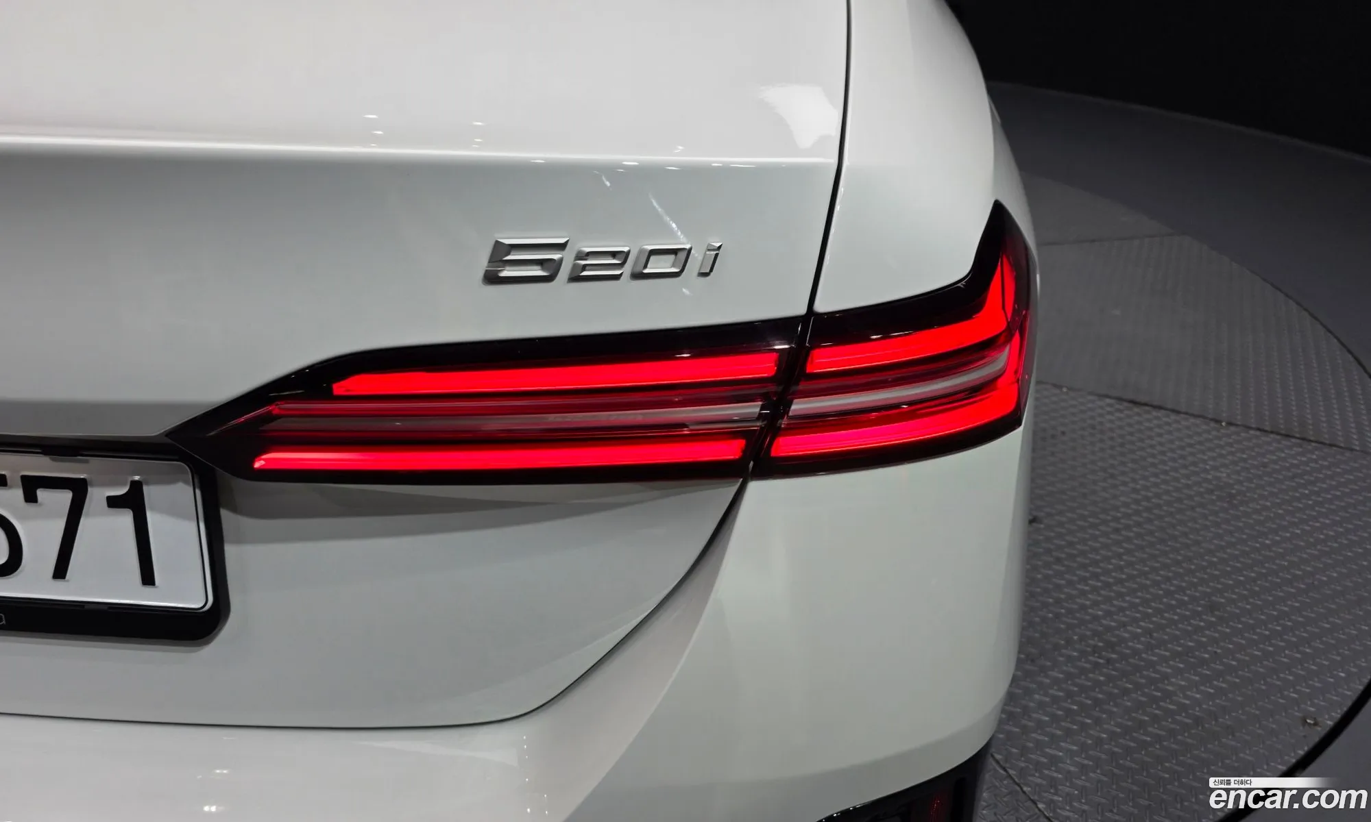 BMW 5 Series 2026 — 14