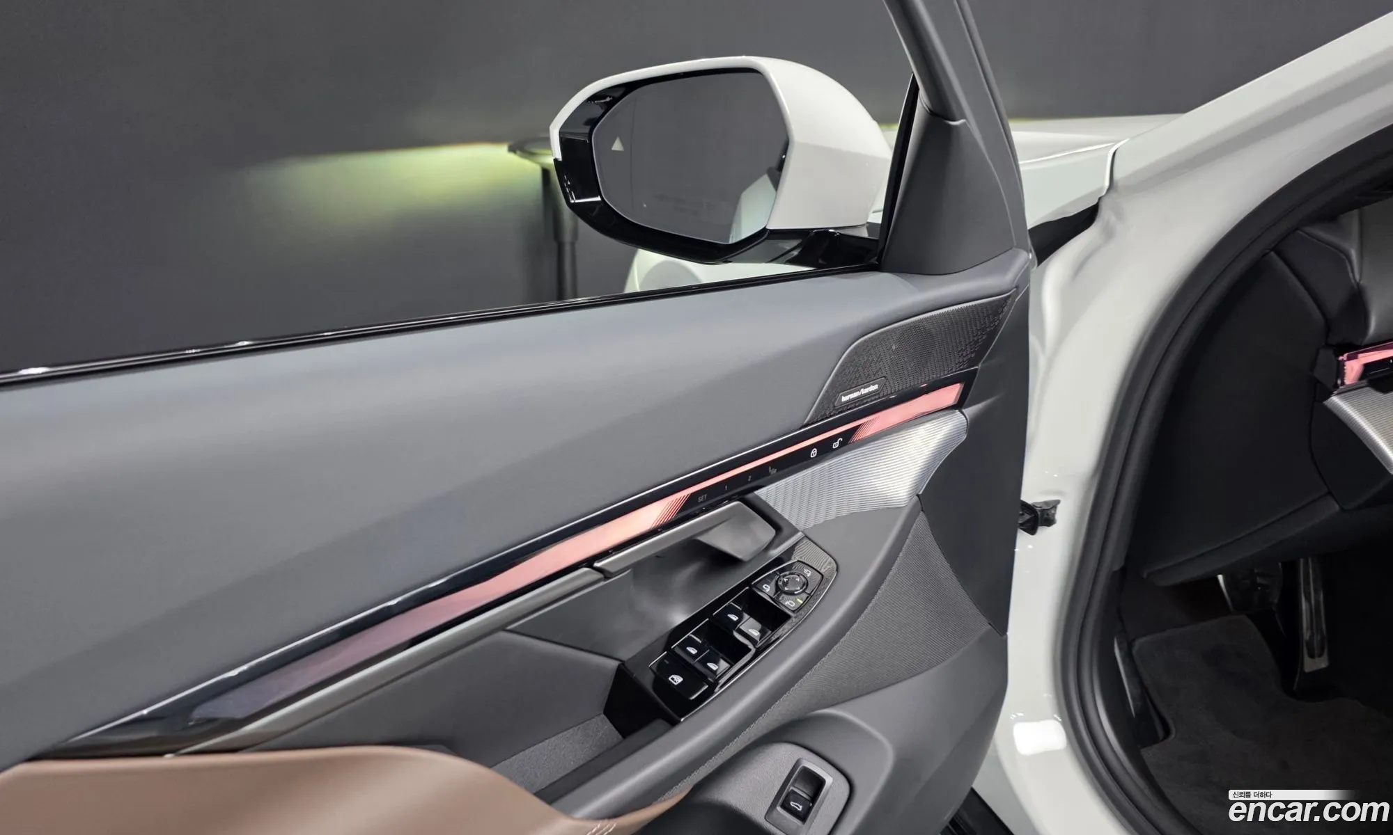 BMW 5 Series 2026 — 8