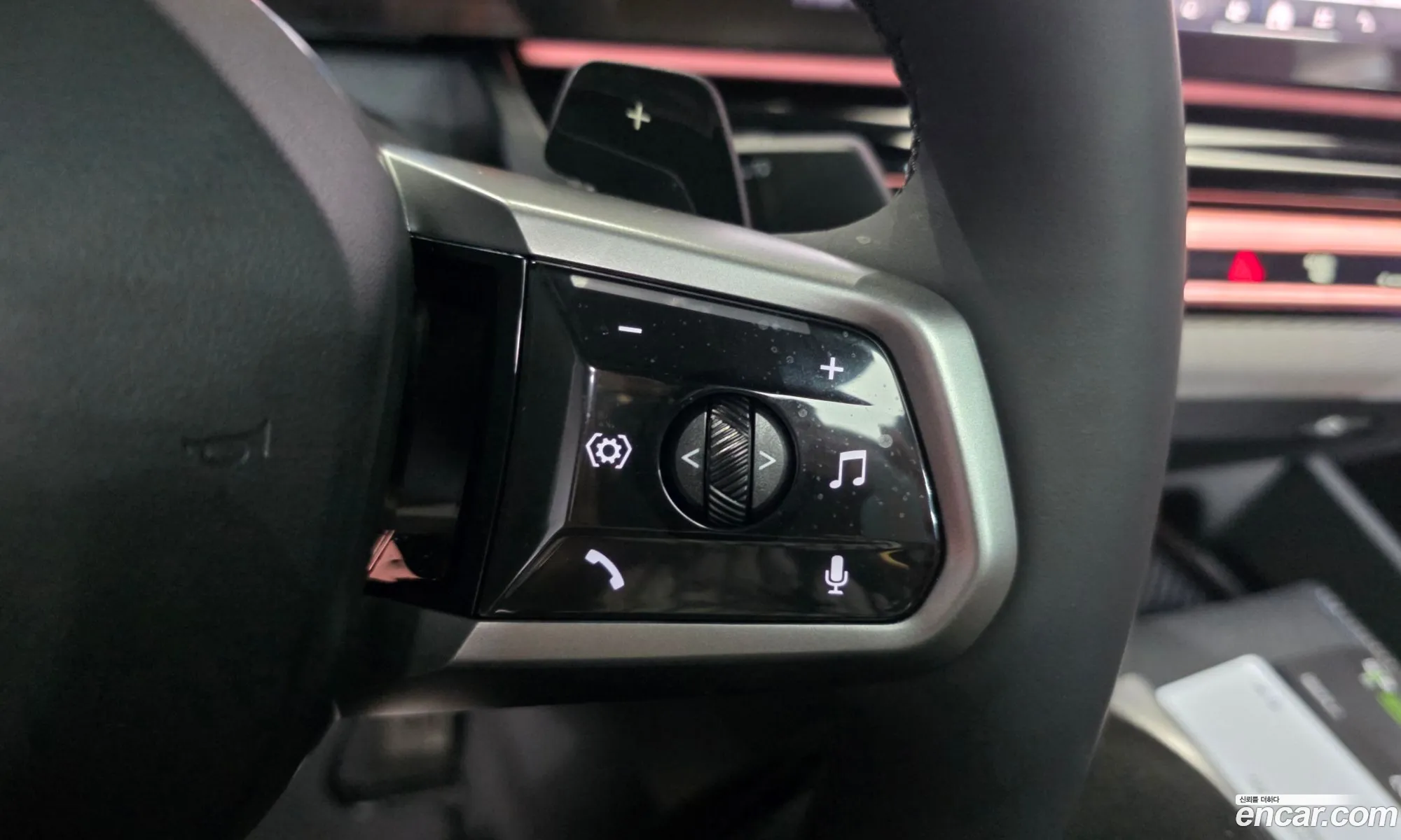 BMW 5 Series 2026 — 13