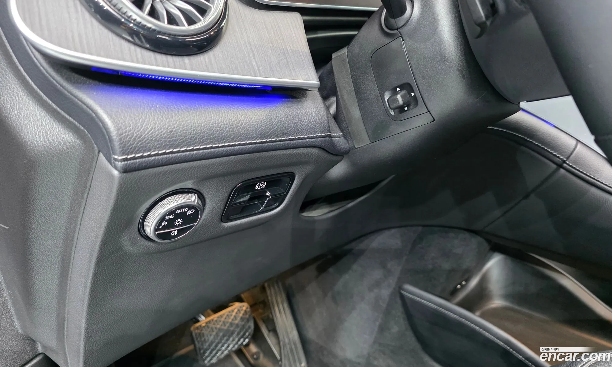 Mercedes-Benz EQE SUV X294 2023 — 19