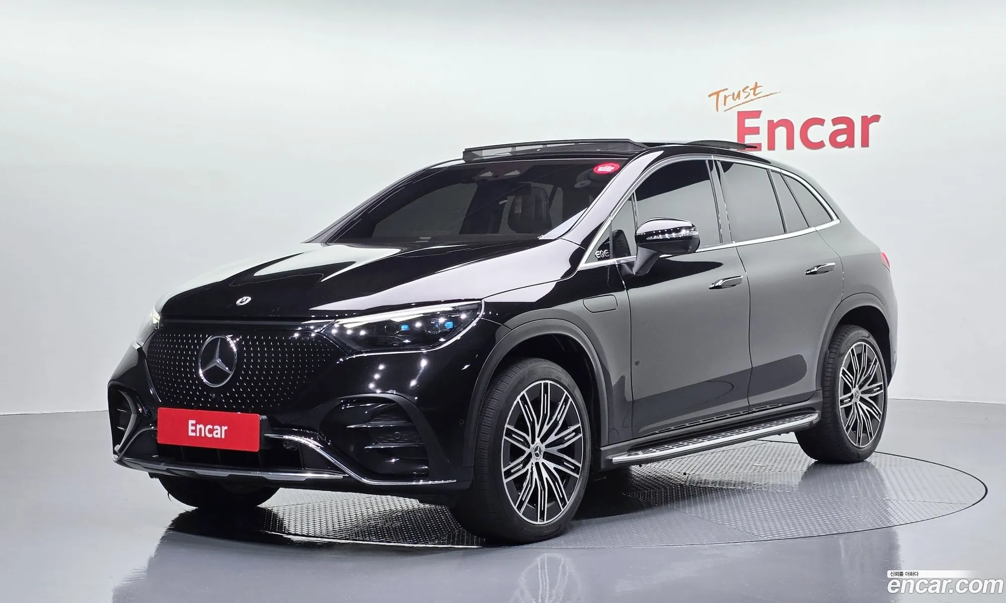 Mercedes-Benz EQE SUV X294 2023 — 16