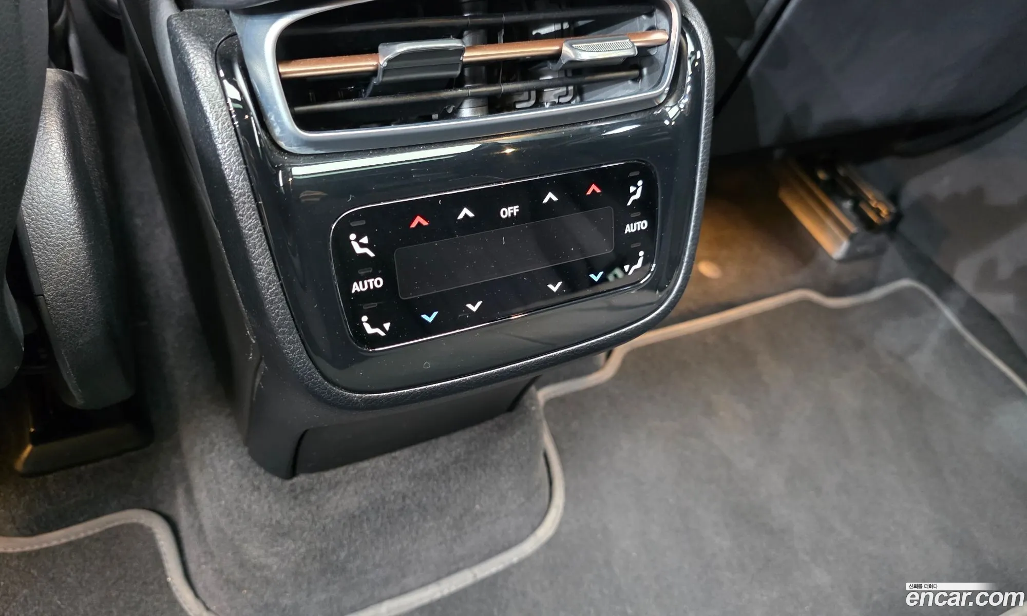 Mercedes-Benz EQE SUV X294 2023 — 5