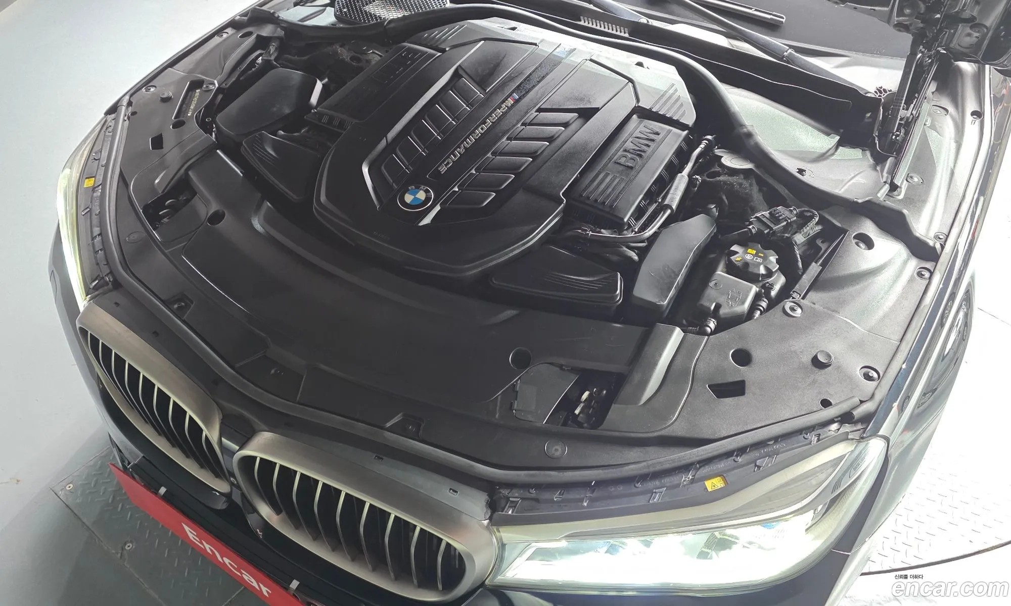 BMW 7 Series 2017 — 20