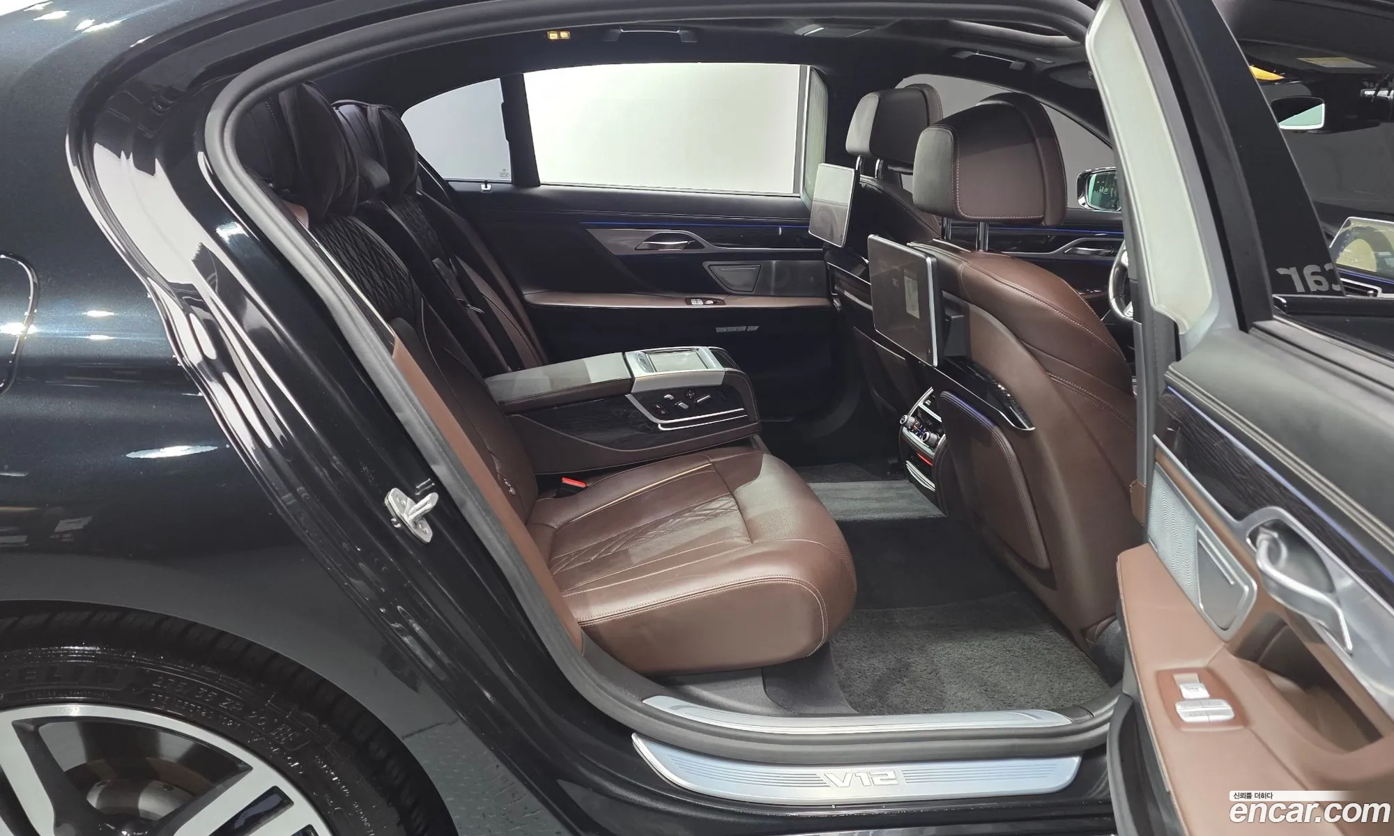BMW 7 Series 2017 — 21