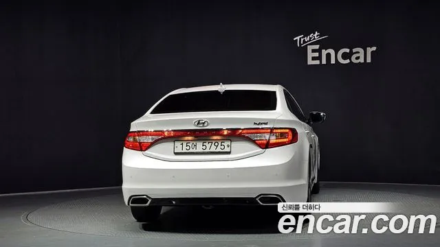 Hyundai Grandeur HG Hybrid 2015 — 3