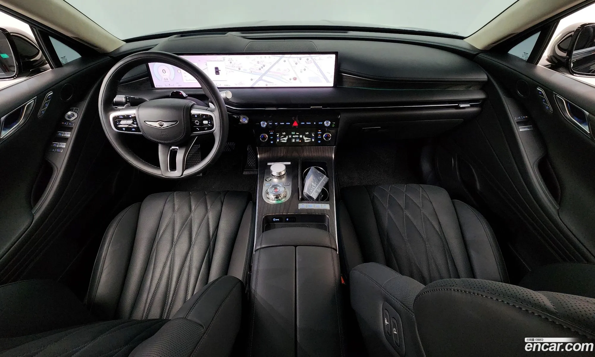 Genesis G80 2024 — 2