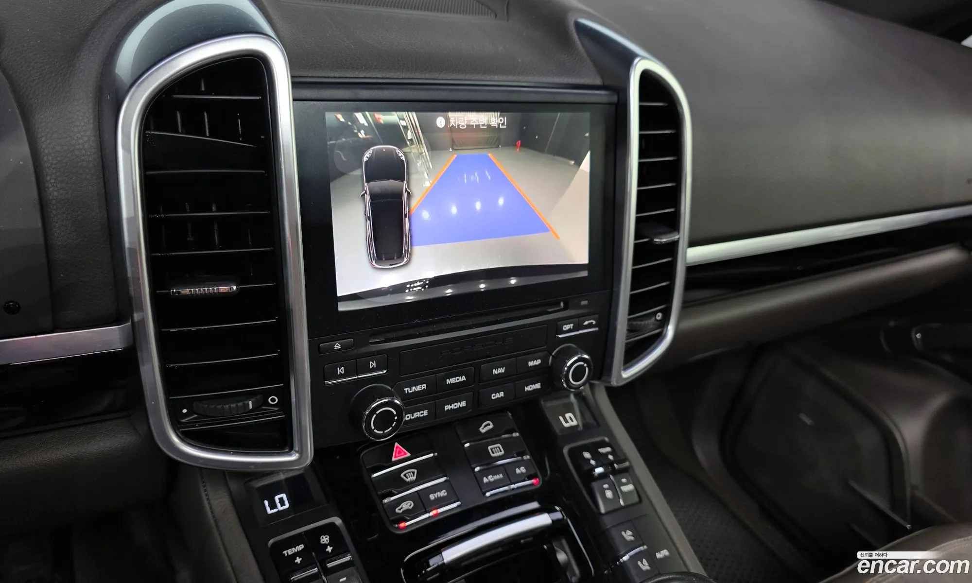 Porsche Cayenne 2017 WP1AF2922HKA32370 — 12