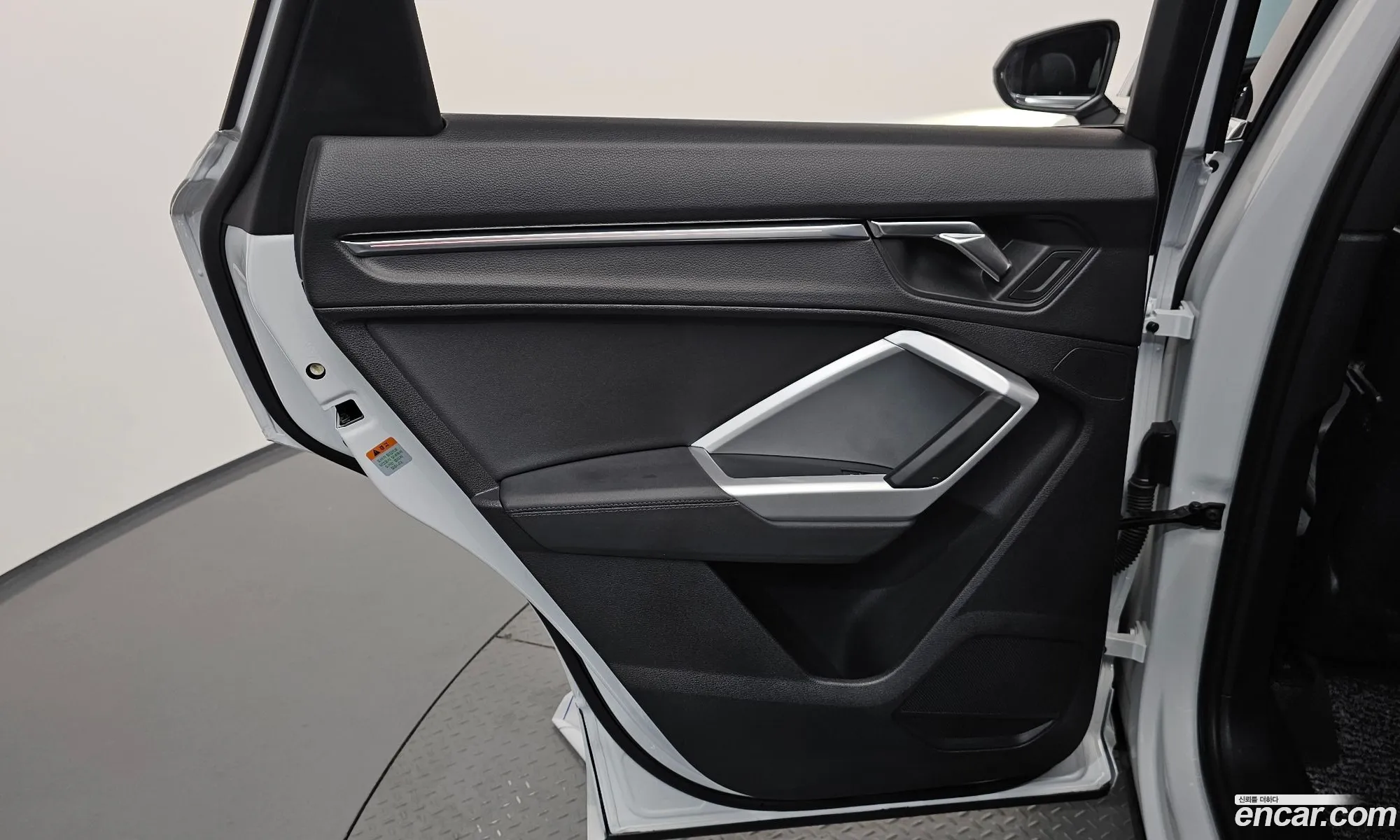 Audi Q3 2022 WAUZZZF30P1011990 — 14