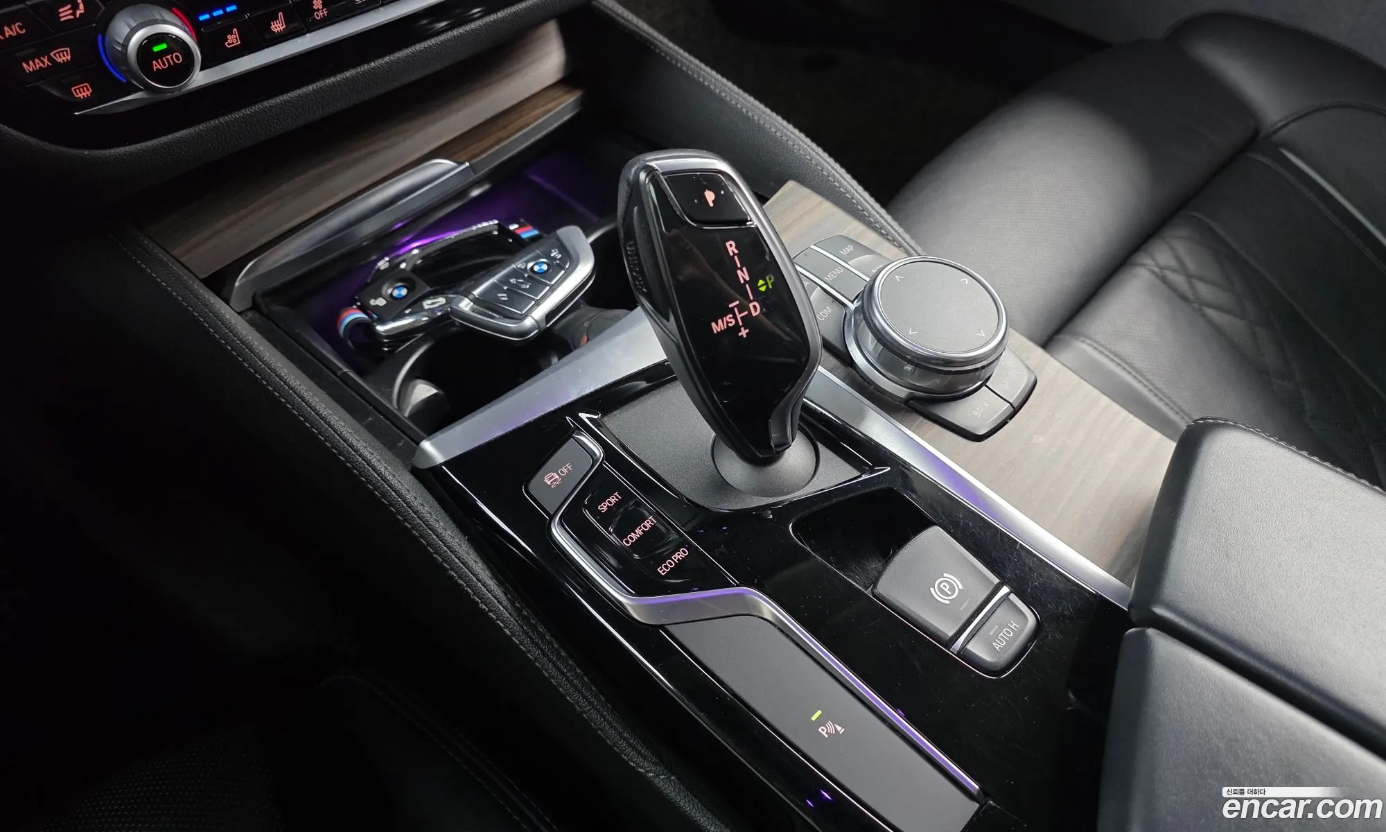 BMW 5 Series 2019 — 21