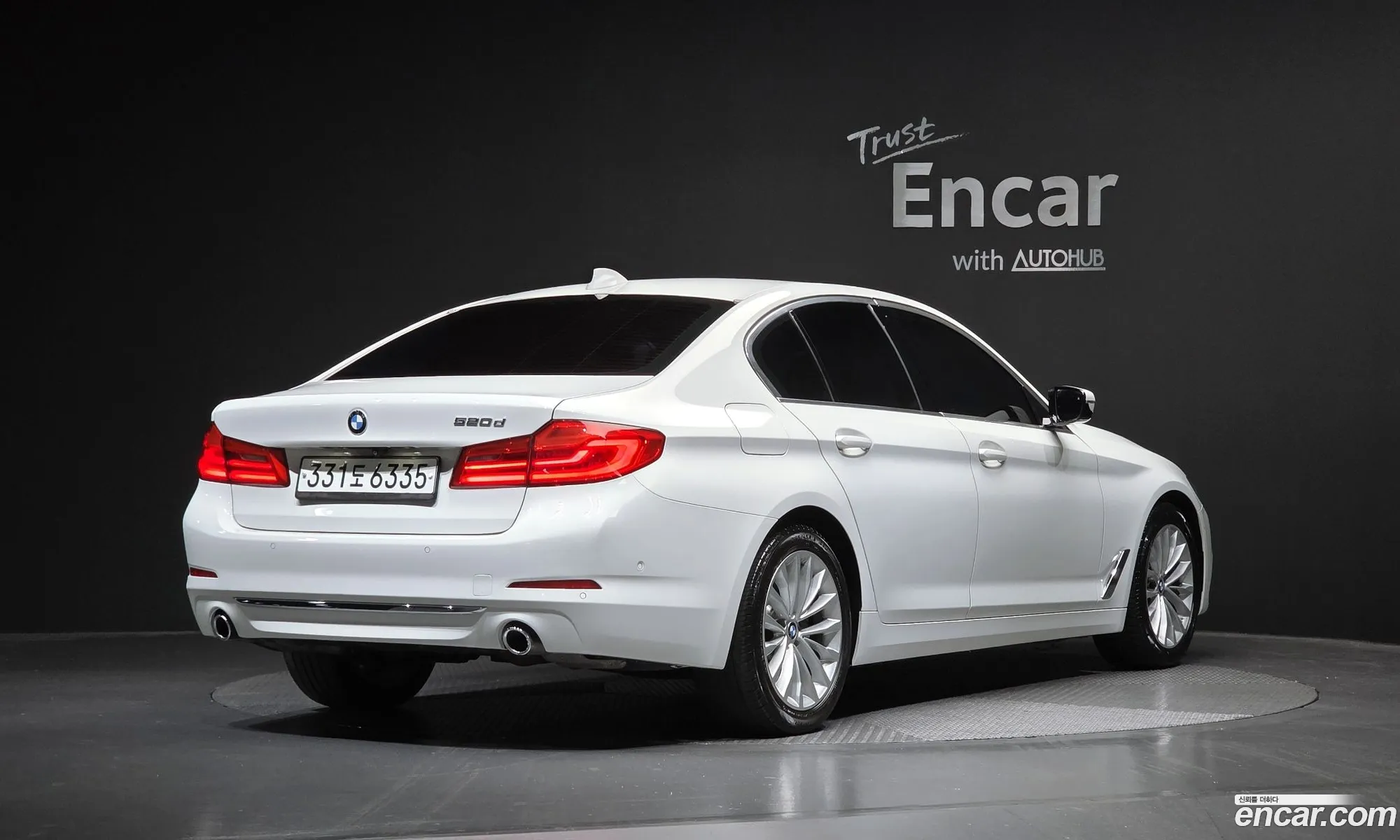 BMW 5 Series 2019 — 29