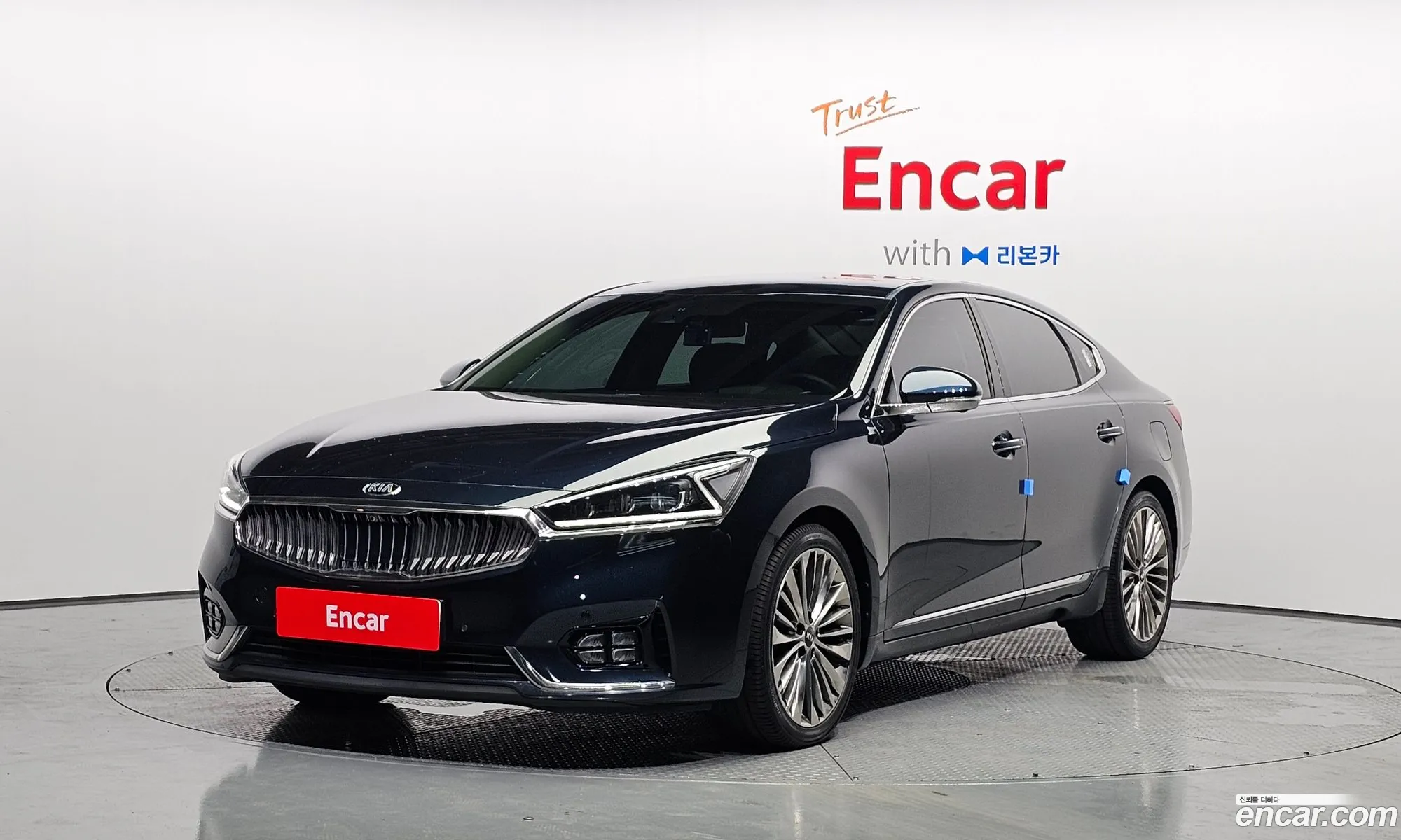 Kia K7 2017 — 2