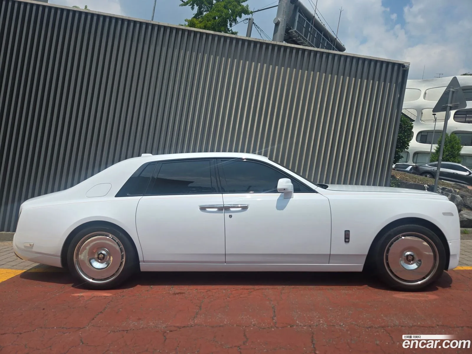 Rolls-Royce Phantom 2021 — 8