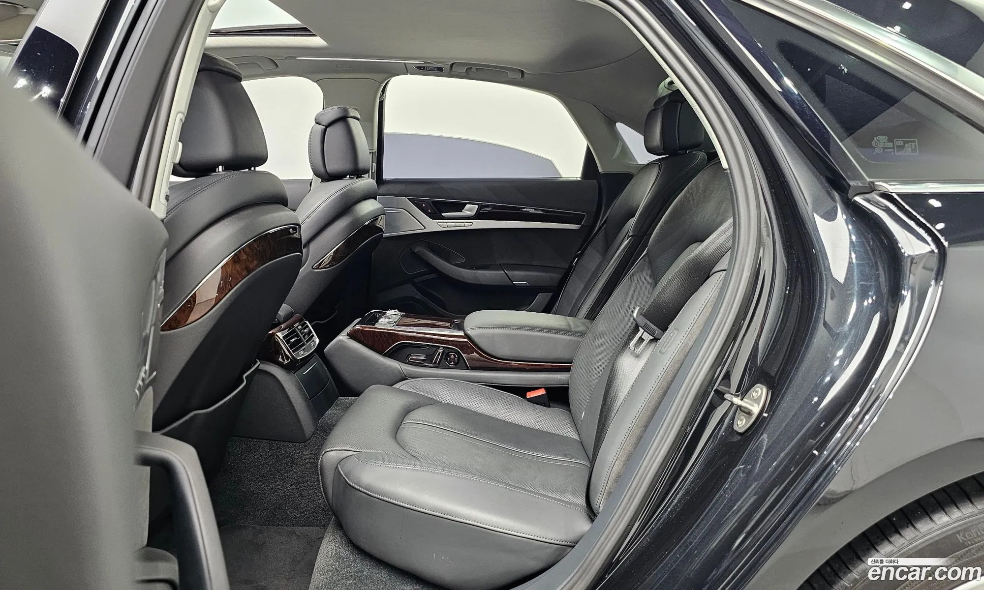 Audi A8 2013 WAUZZZ4H7DN030488 — 19