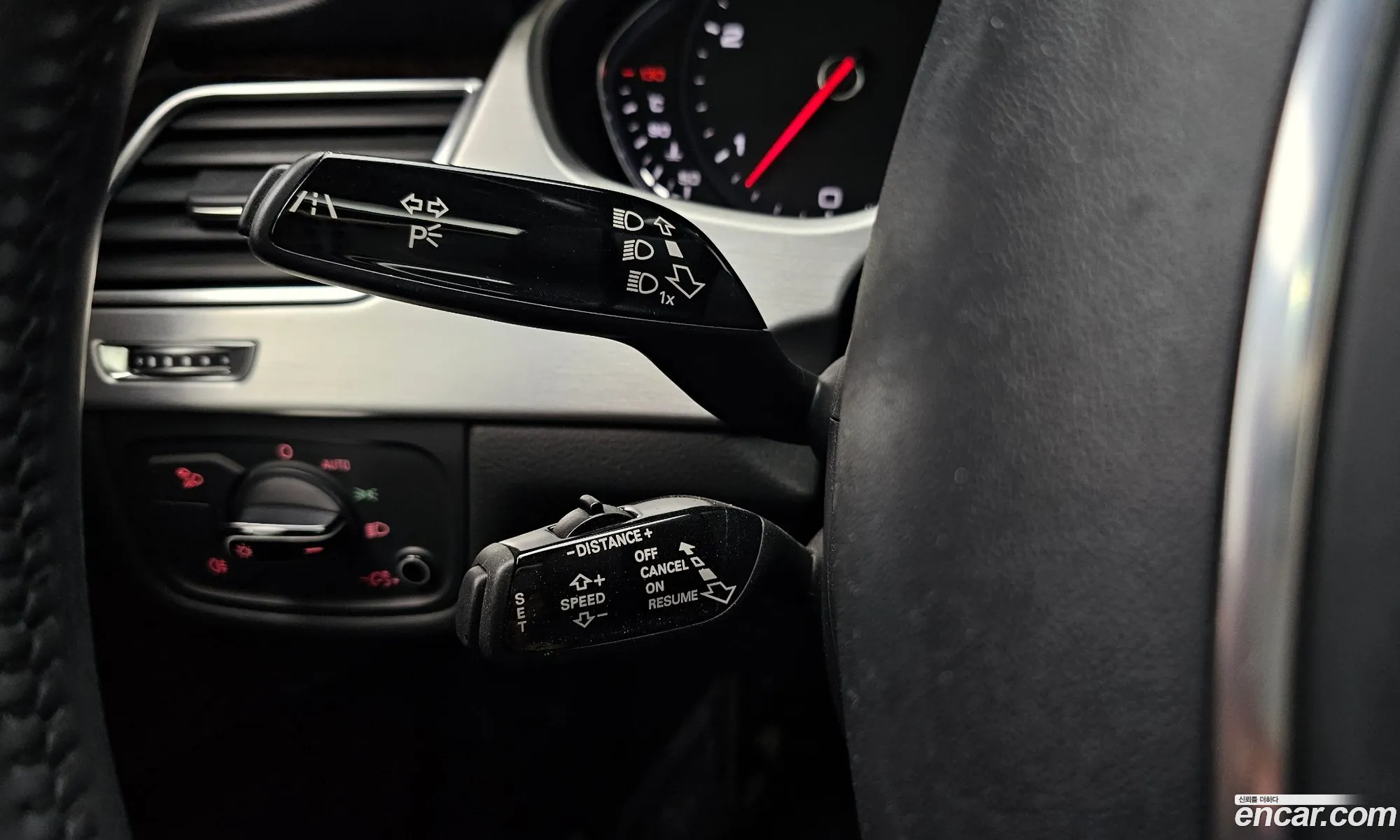 Audi A8 2013 WAUZZZ4H7DN030488 — 2