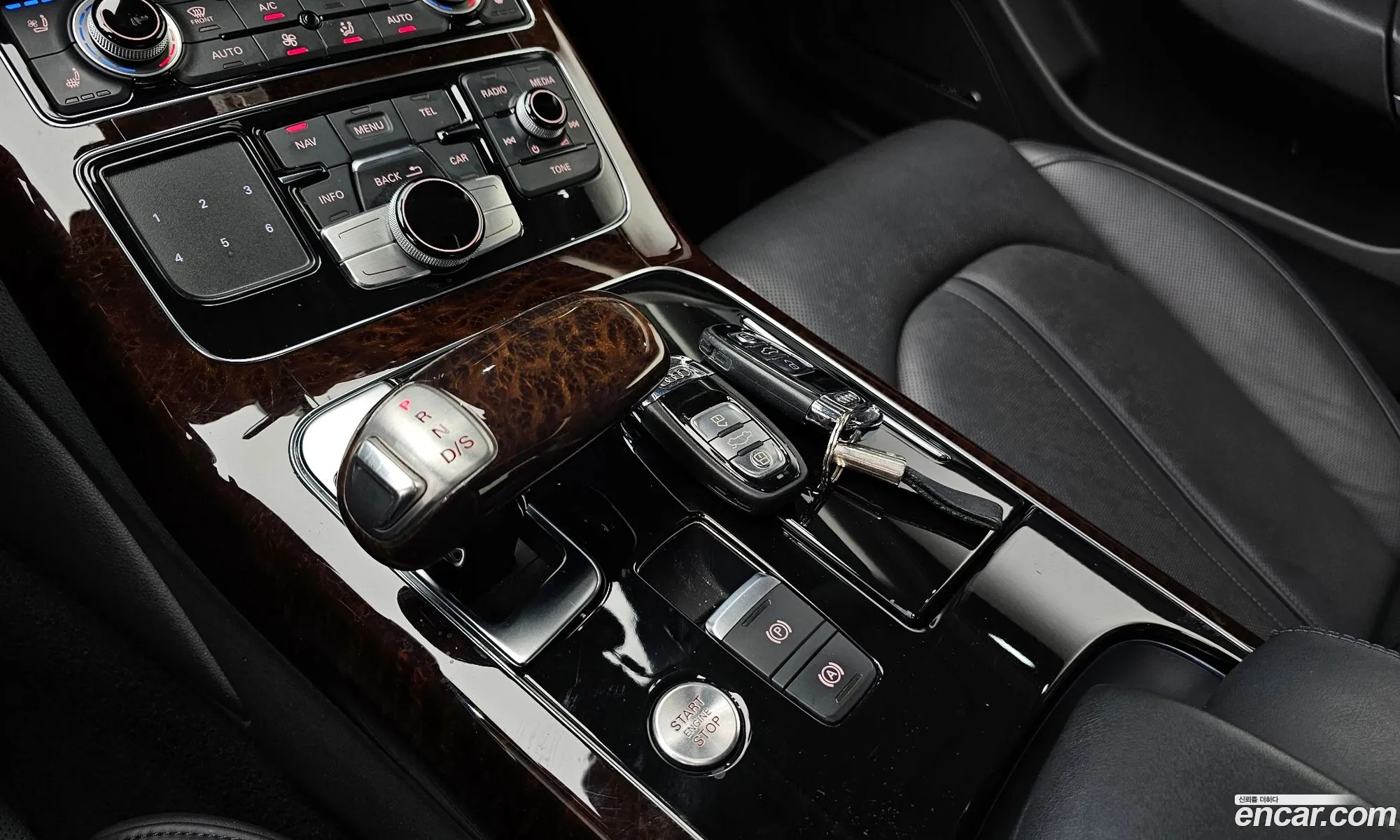 Audi A8 2013 WAUZZZ4H7DN030488 — 14