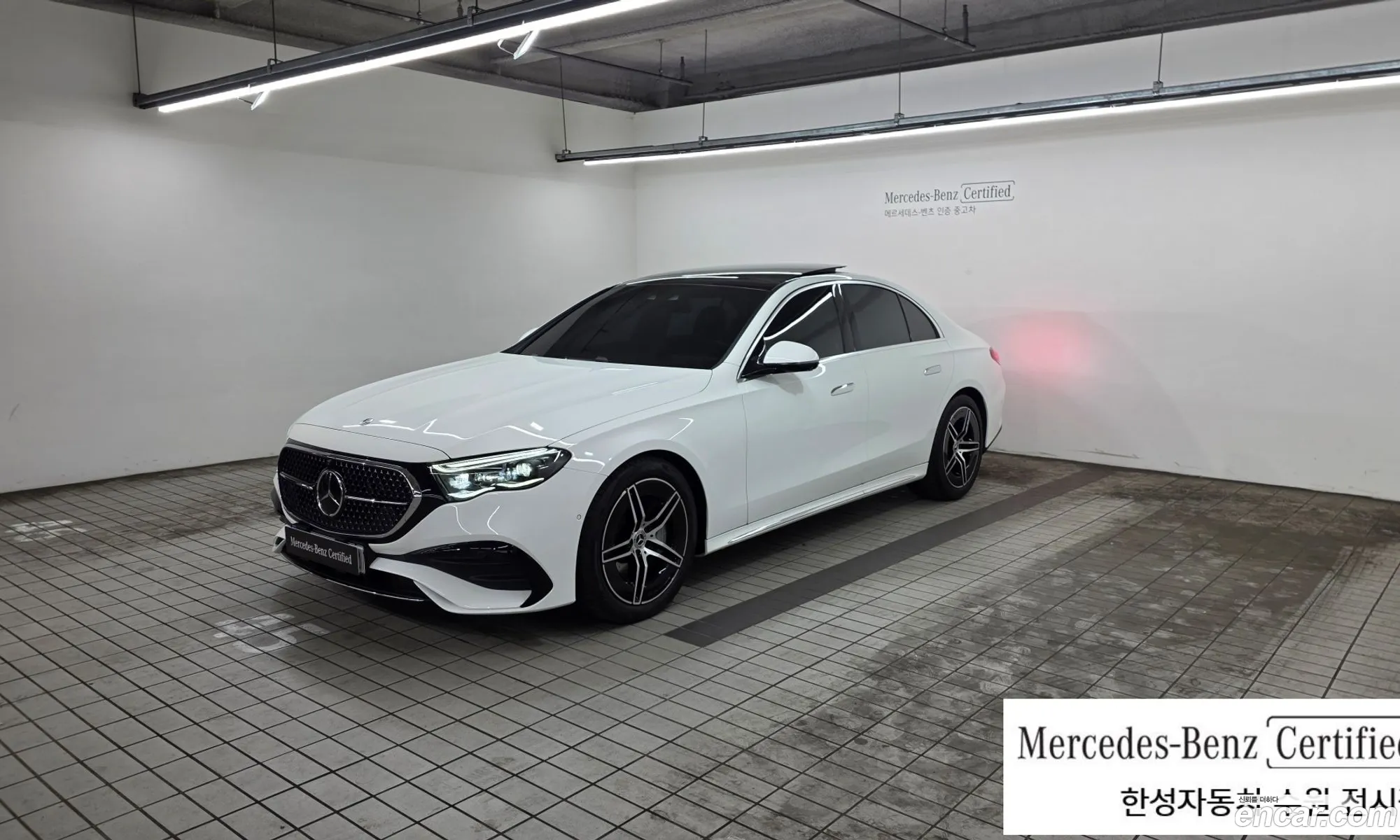 Mercedes-Benz E-Class W214 2025 — 17