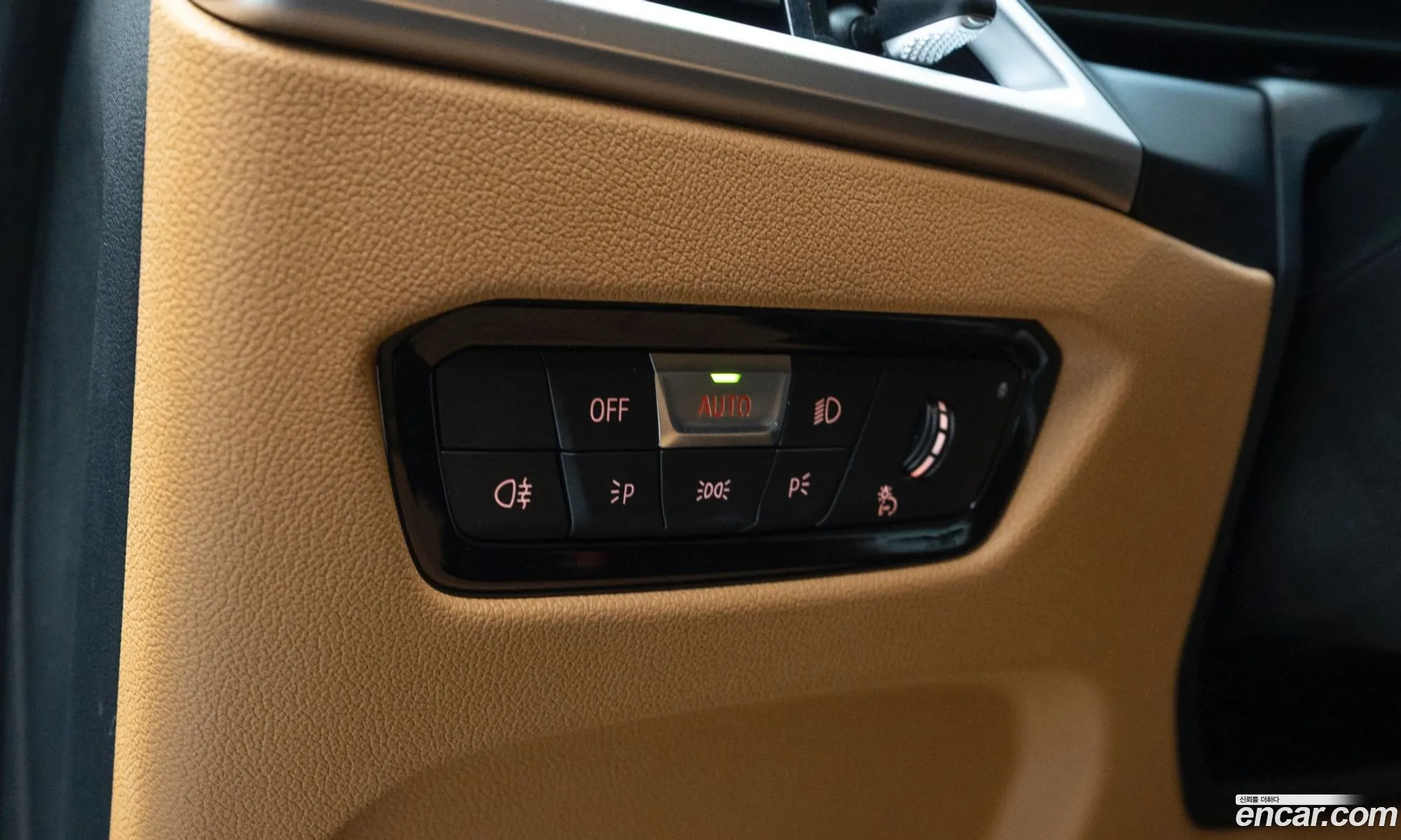 BMW 3 Series 2025 — 16