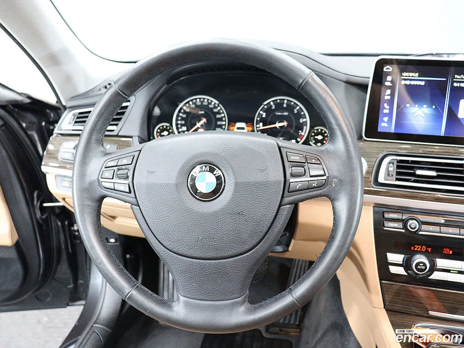 BMW 7 Series 2013 — 13