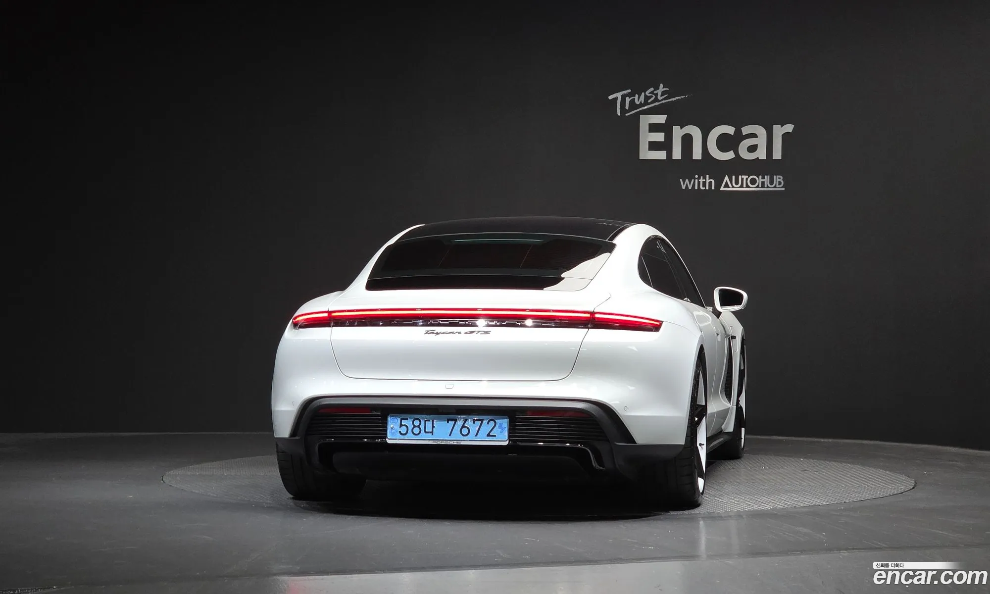 Porsche Taycan 2023 WP0AD2Y10PSA48276 — 19