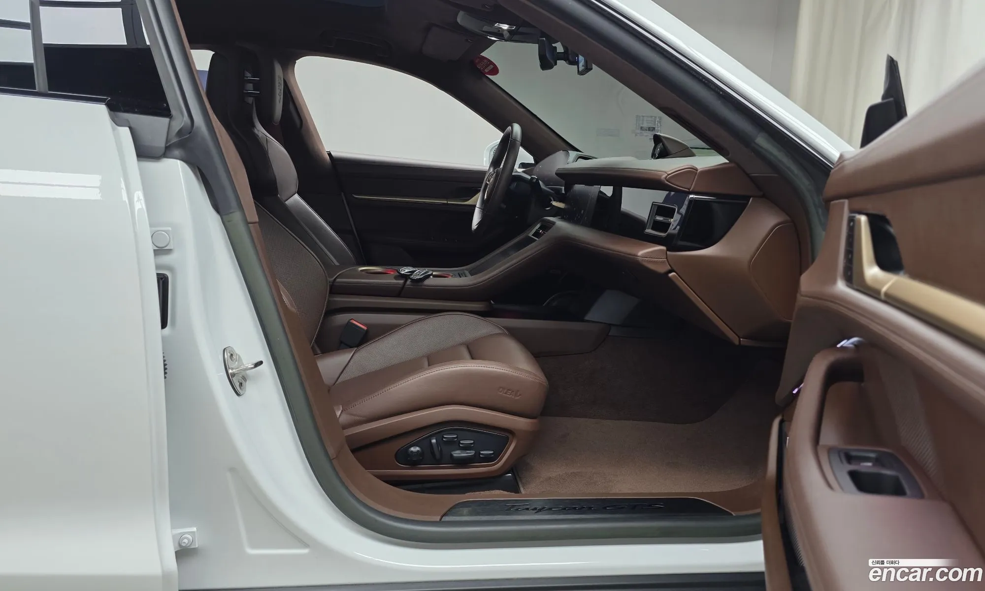 Porsche Taycan 2023 WP0AD2Y10PSA48276 — 3