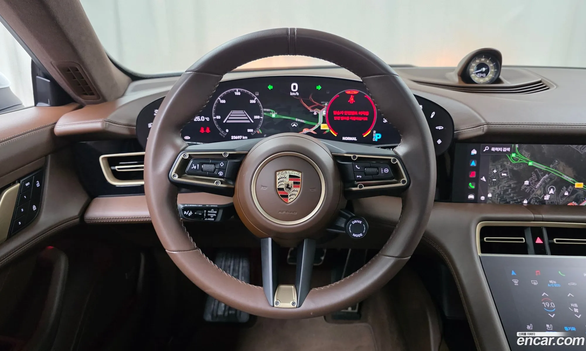 Porsche Taycan 2023 WP0AD2Y10PSA48276 — 18