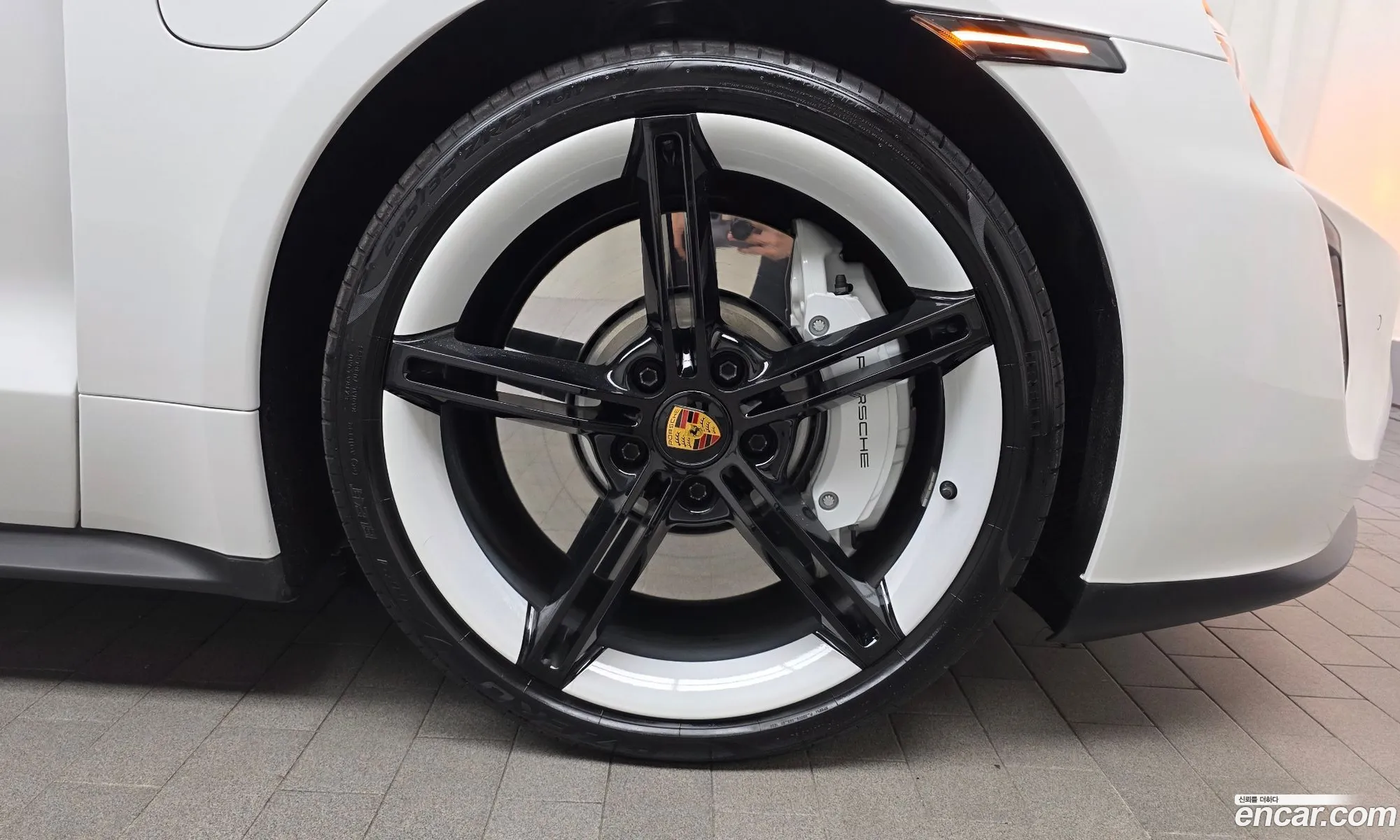 Porsche Taycan 2023 WP0AD2Y10PSA48276 — 7