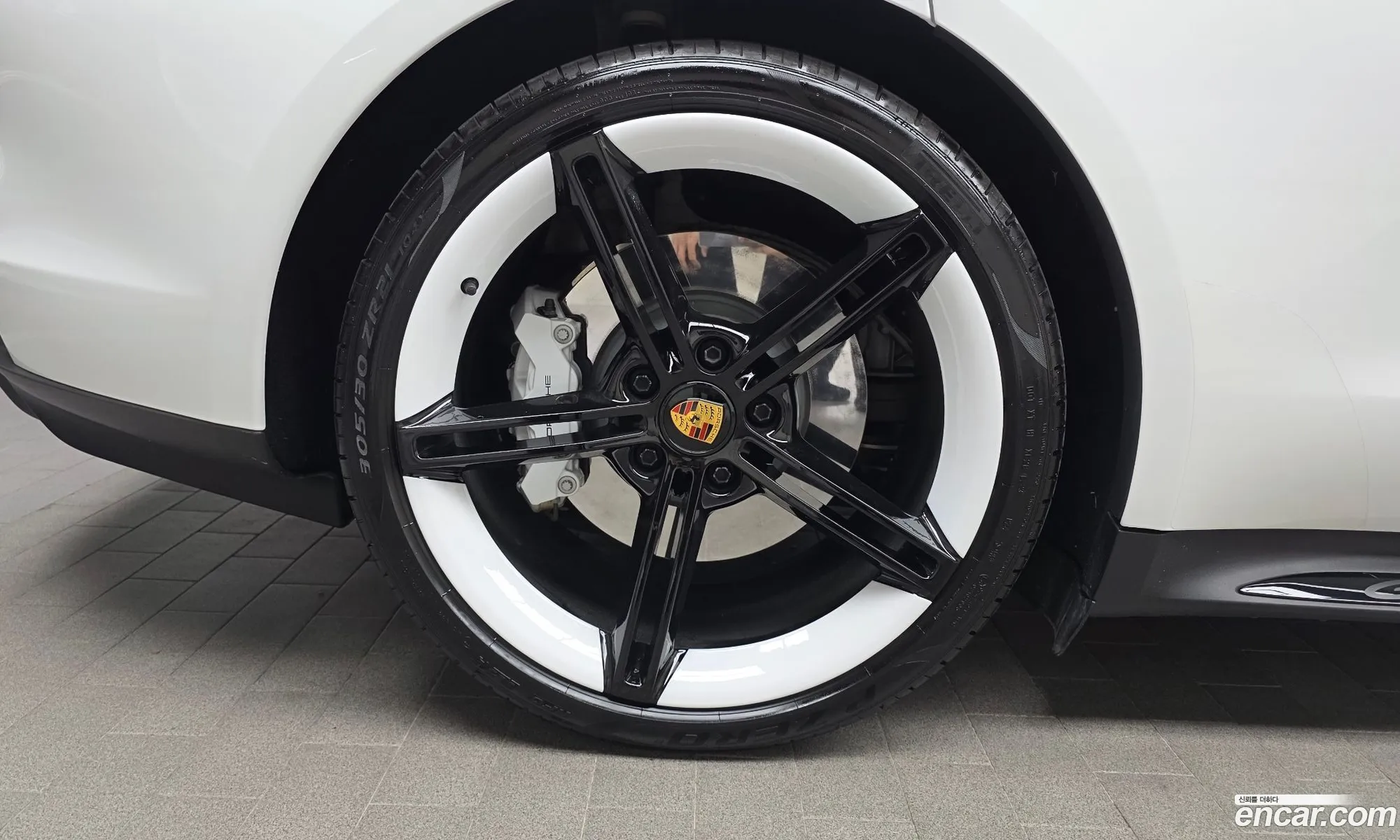 Porsche Taycan 2023 WP0AD2Y10PSA48276 — 5