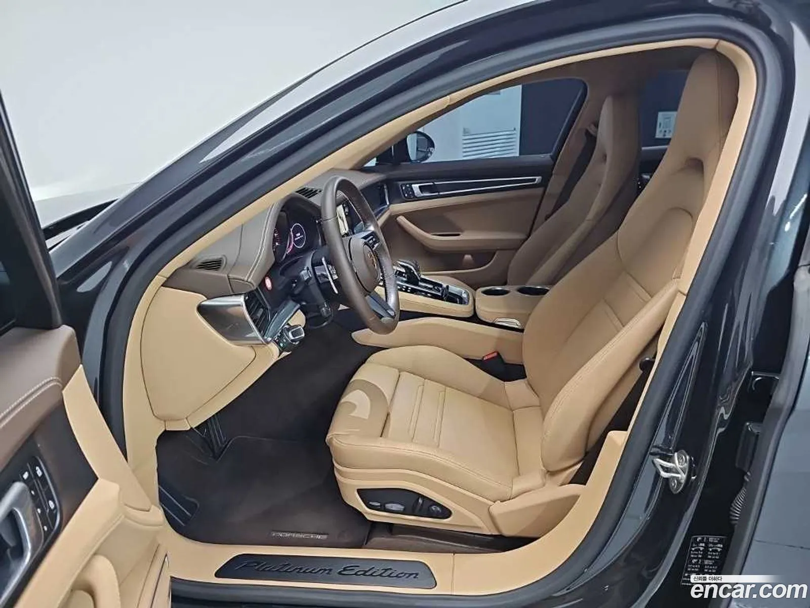 Porsche Panamera 2023 — 8